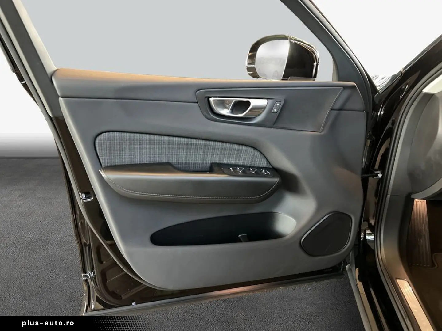 VOLVO XC60 B4 Aut BLIS PilotAssist Voll-LED Google-Map