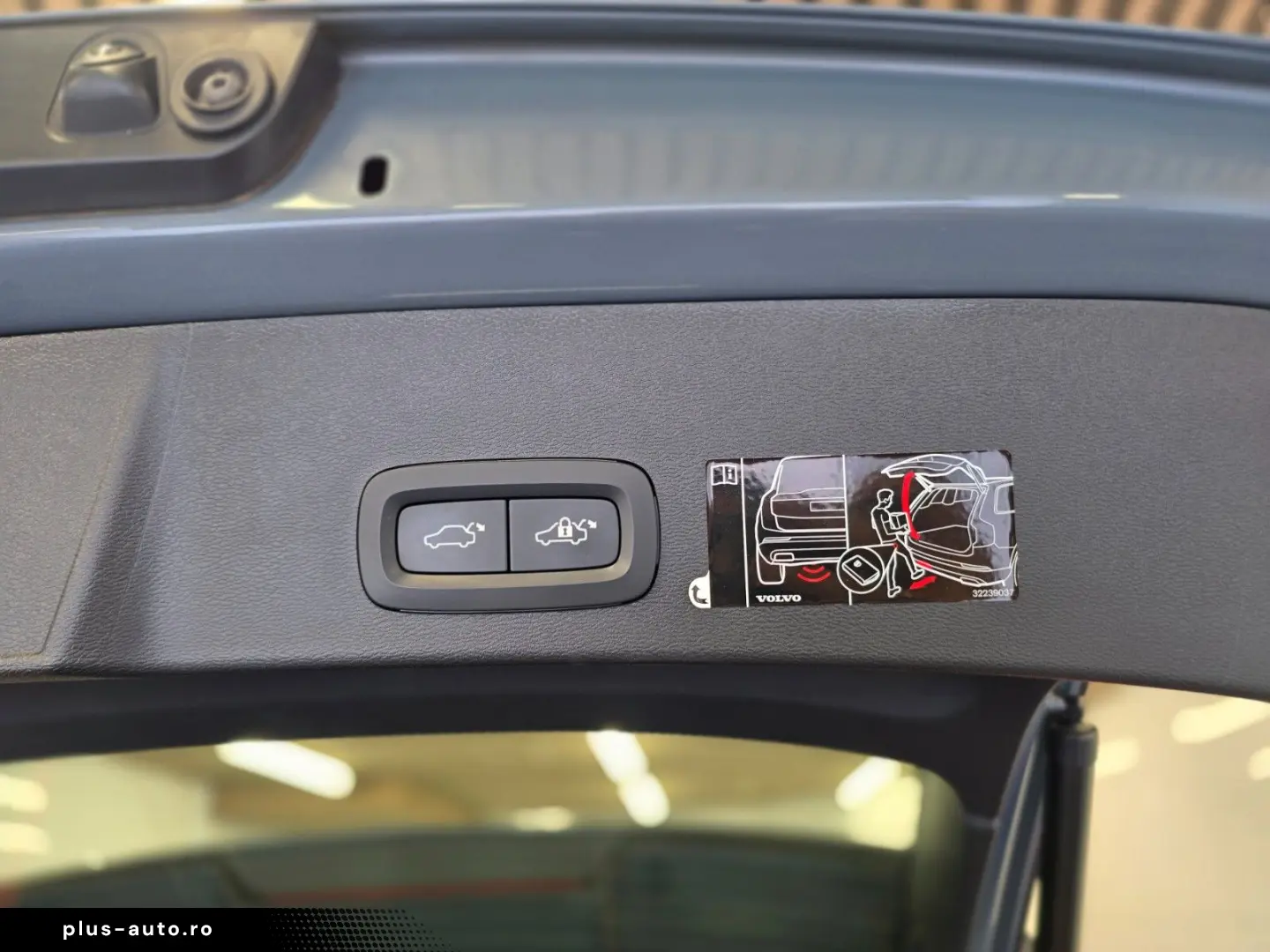 VOLVO XC40 Geartronic Inscription 2WD LED Navi Leder
