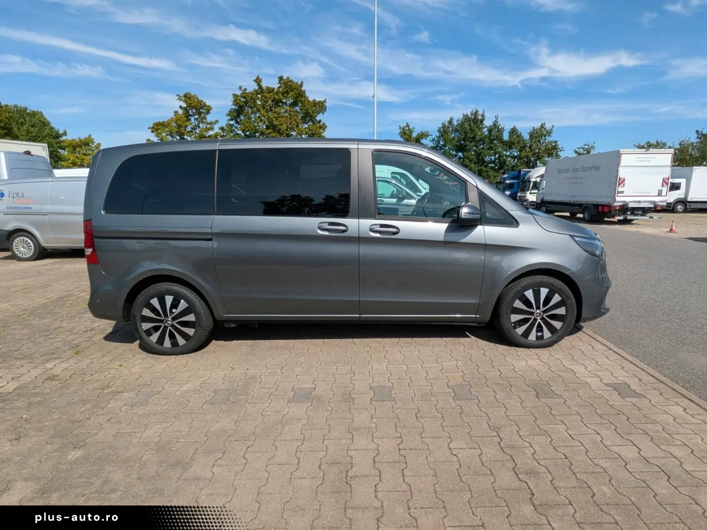 MERCEDES-BENZ V 220 d 8 locuri