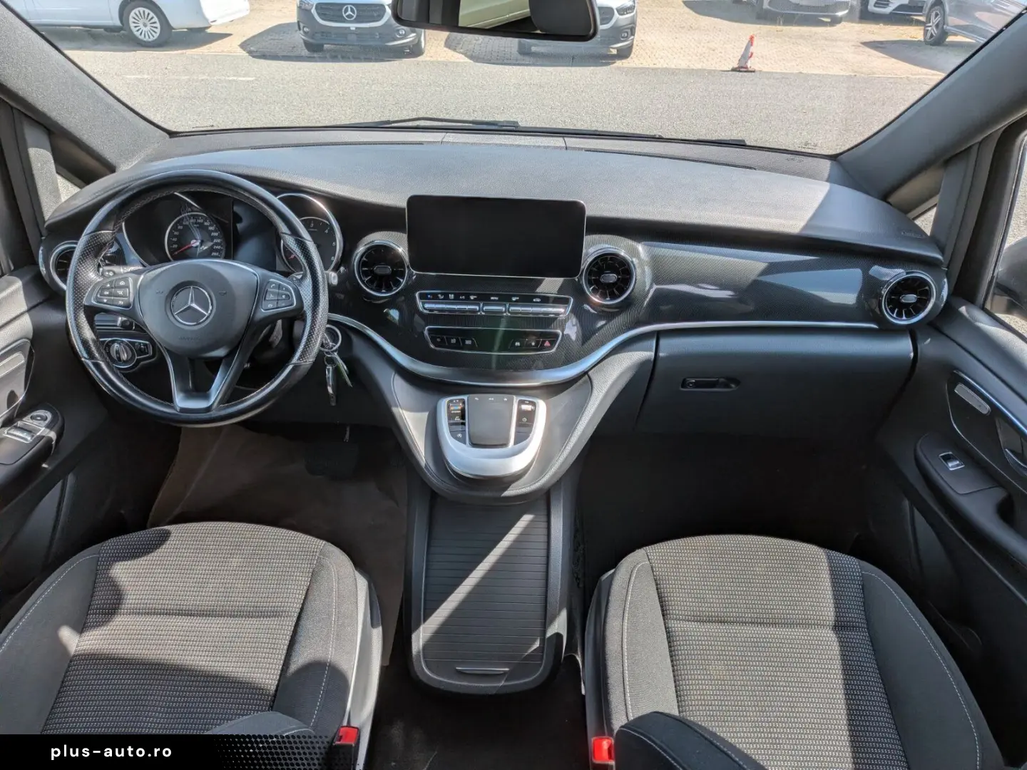 MERCEDES-BENZ V 220 d 8 locuri