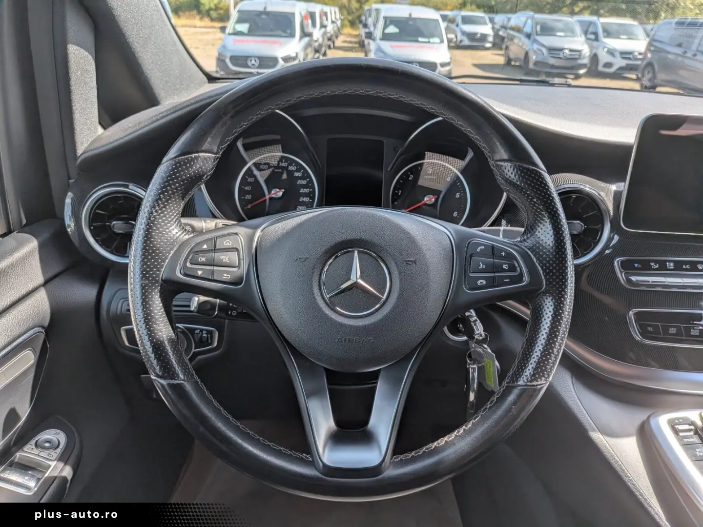 MERCEDES-BENZ V 220 d 8 locuri