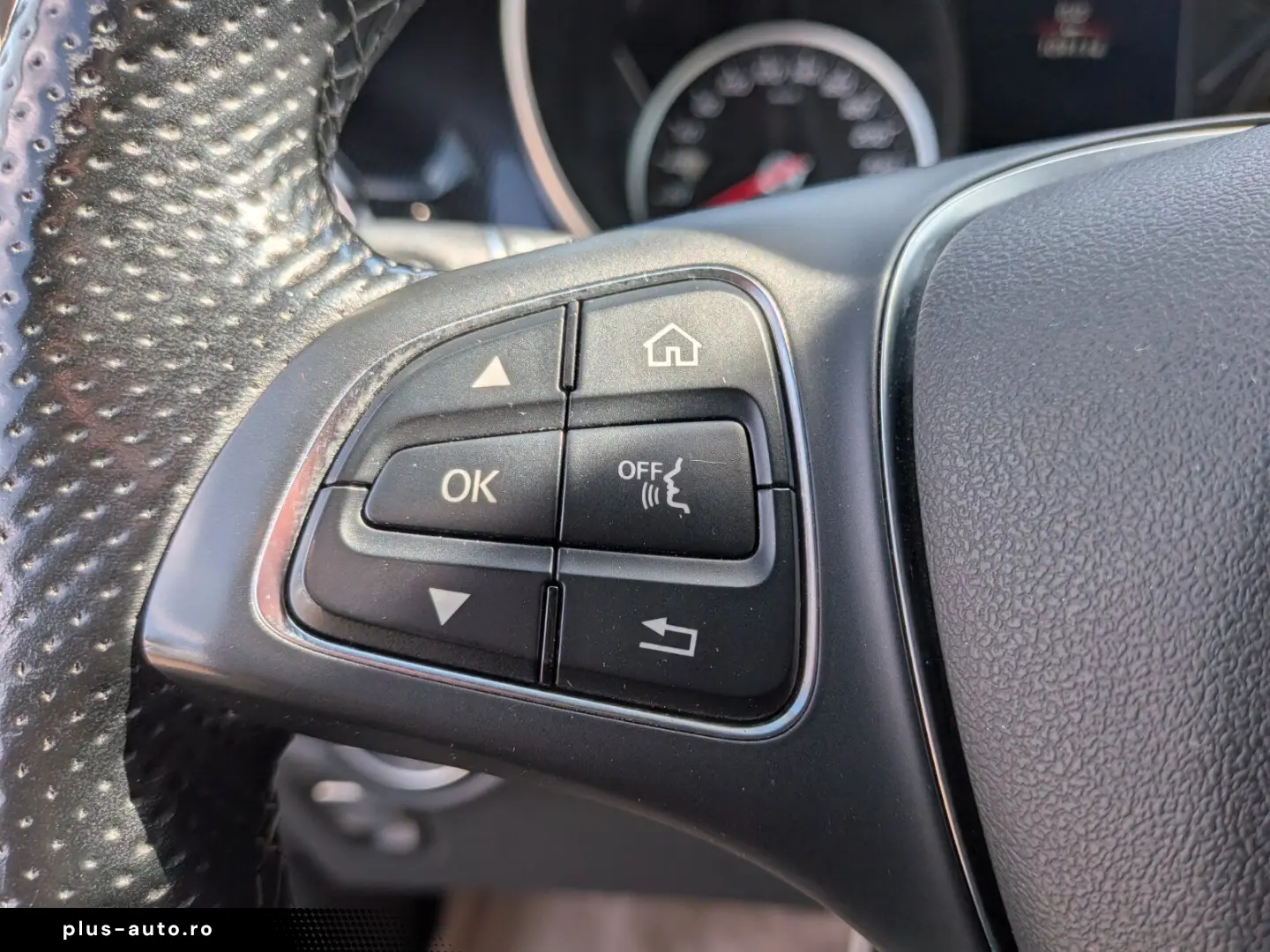 MERCEDES-BENZ V 220 d 8 locuri