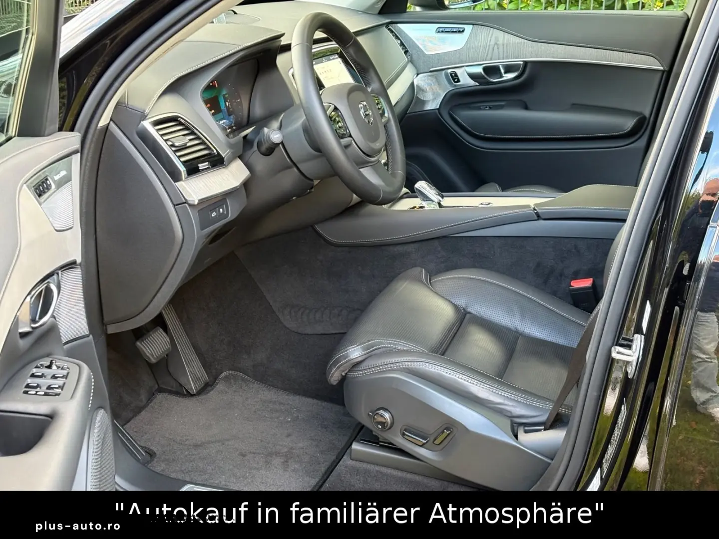 VOLVO XC90 T8 Plus Dark AWD LUFT B&W PANO