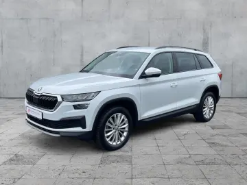 SKODA Kodiaq 1.5TSI AMBITION LED APP RFK GRA DAB 7S