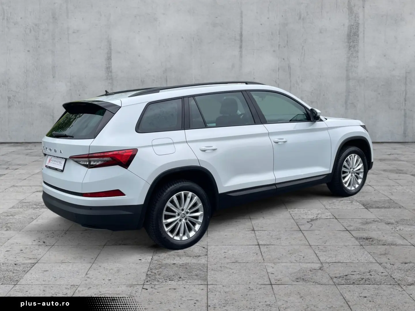 SKODA Kodiaq 1.5TSI AMBITION LED APP RFK GRA DAB 7S