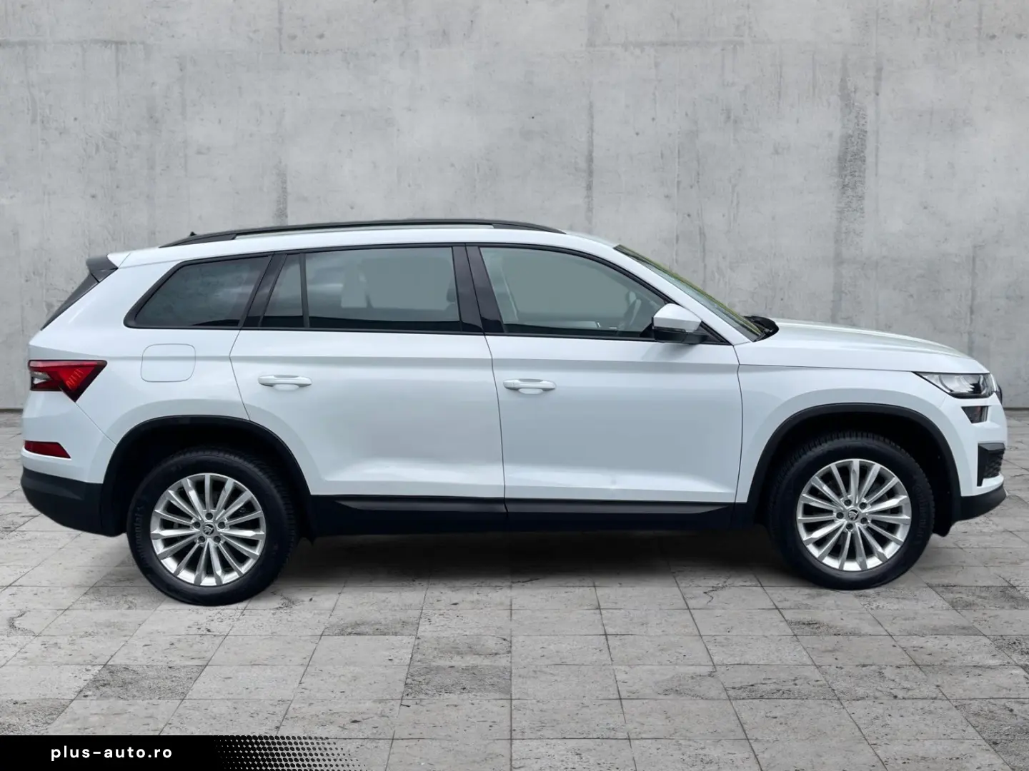 SKODA Kodiaq 1.5TSI AMBITION LED APP RFK GRA DAB 7S