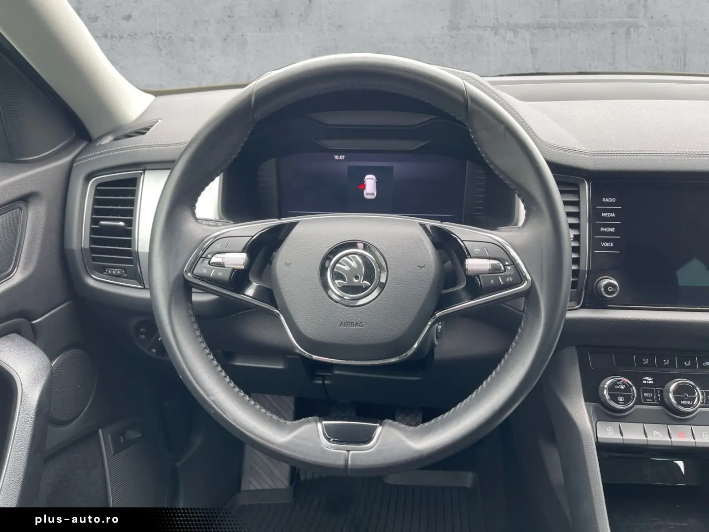 SKODA Kodiaq 1.5TSI AMBITION LED APP RFK GRA DAB 7S