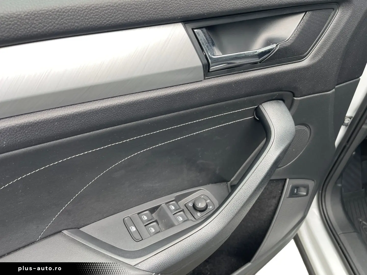 SKODA Kodiaq 1.5TSI AMBITION LED APP RFK GRA DAB 7S