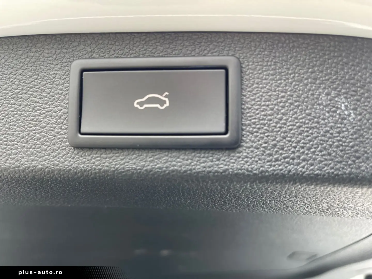 SKODA Kodiaq 1.5TSI AMBITION LED APP RFK GRA DAB 7S