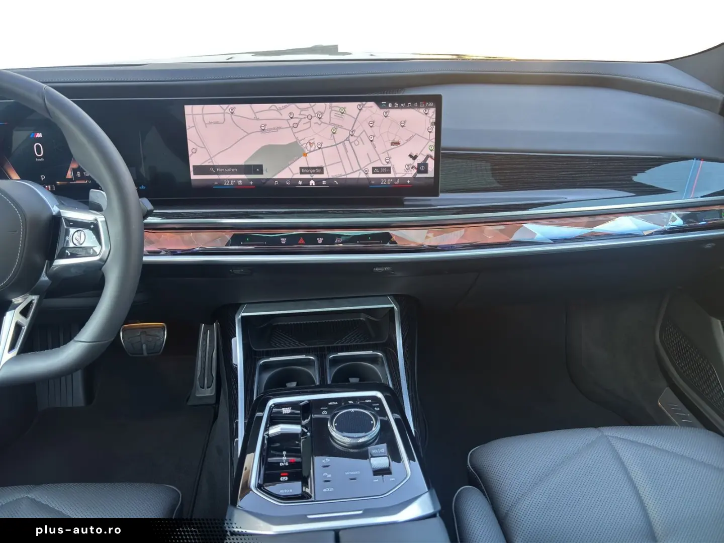 BMW 740d xDrive M Sport TV Executive Lounge