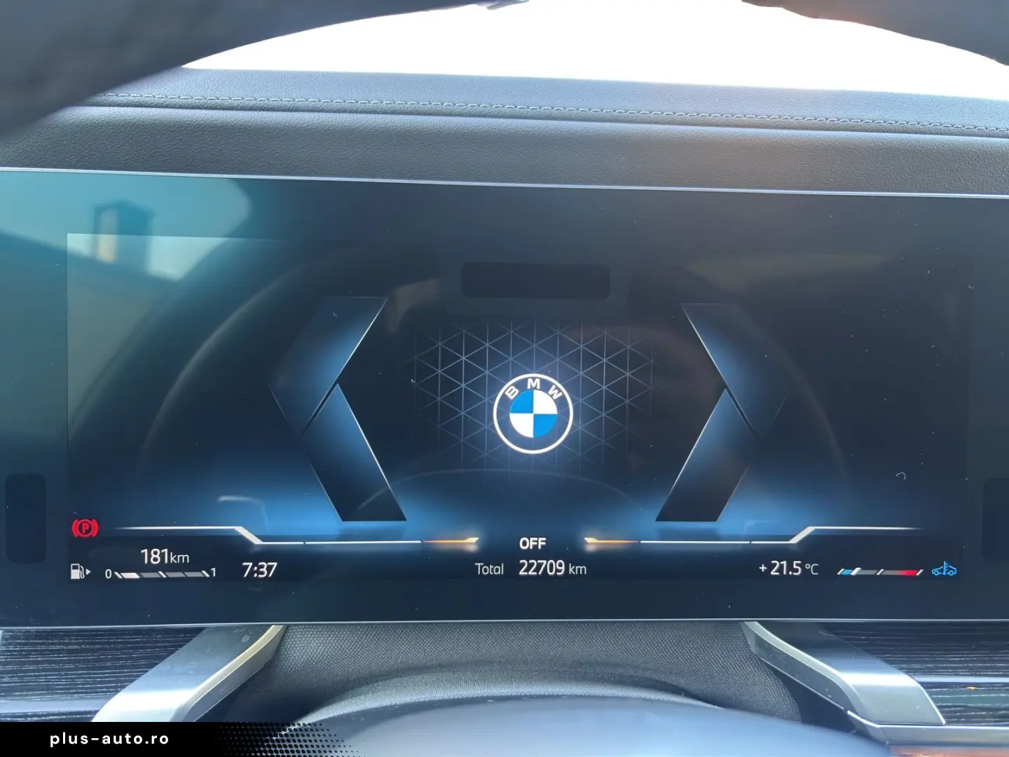 BMW 740d xDrive M Sport TV Executive Lounge