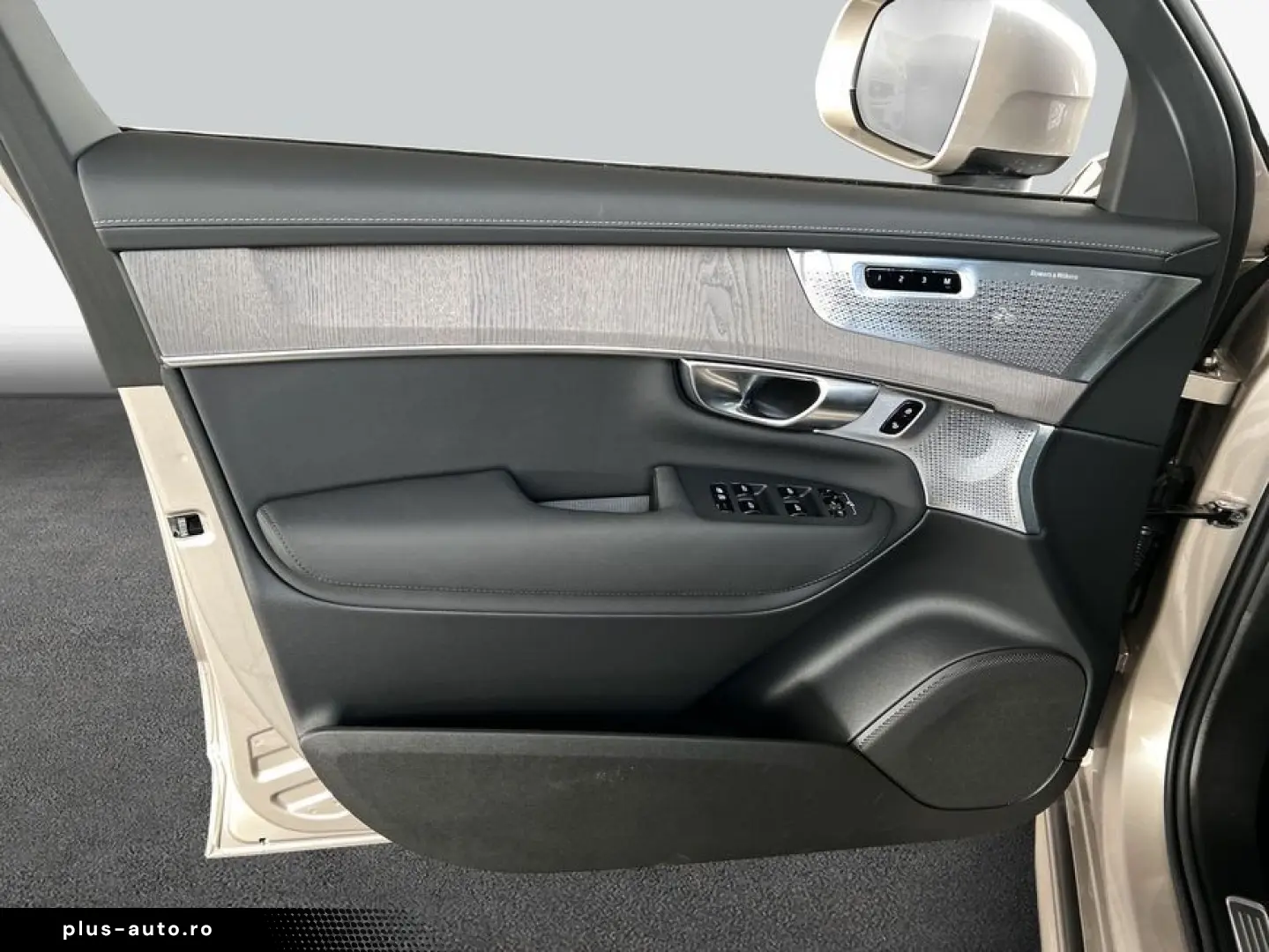 VOLVO XC90 T8 AWD Ultra-Bright Neues-Modell Luftfahrwe