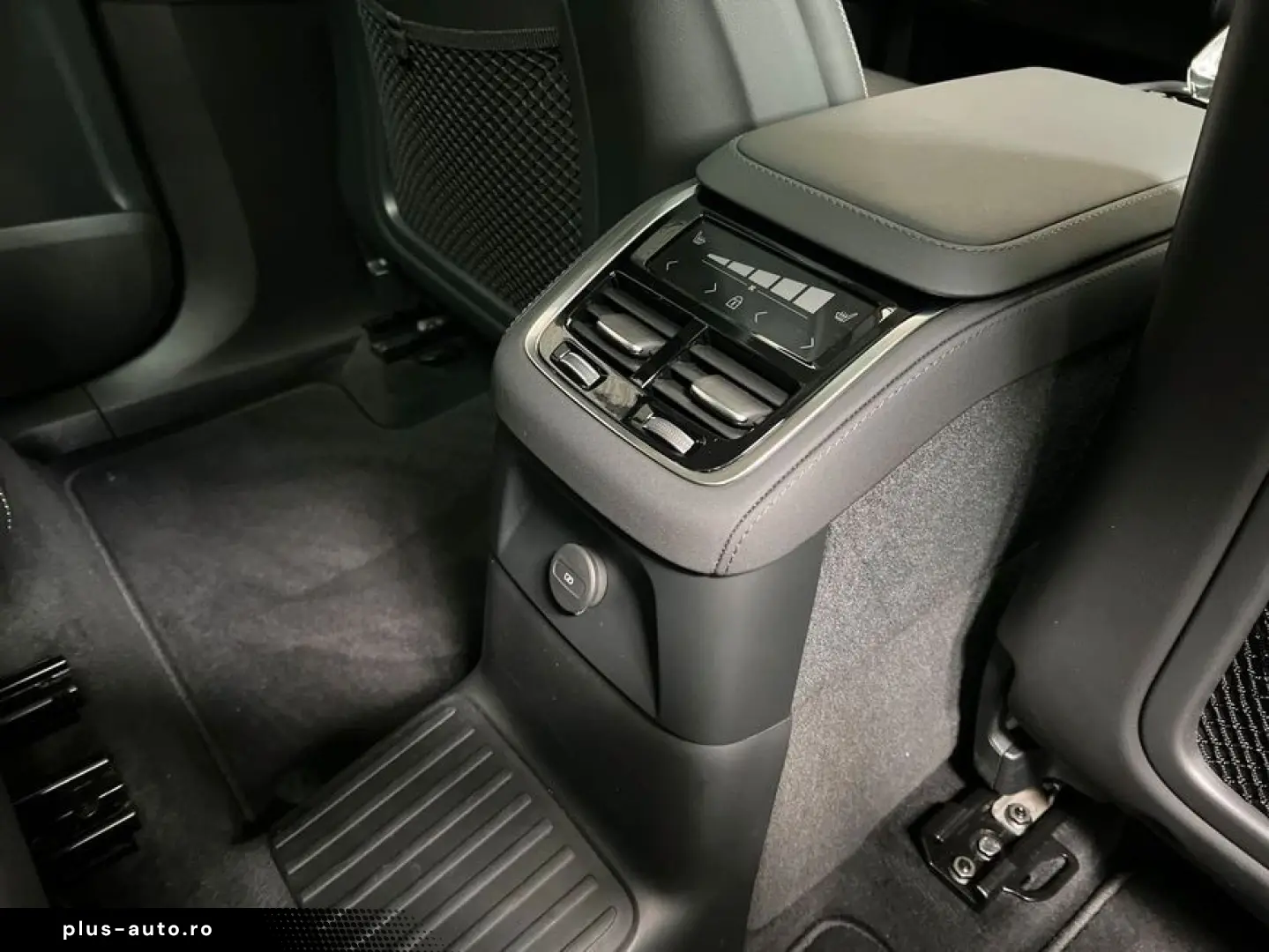 VOLVO XC90 T8 AWD Ultra-Bright Neues-Modell Luftfahrwe