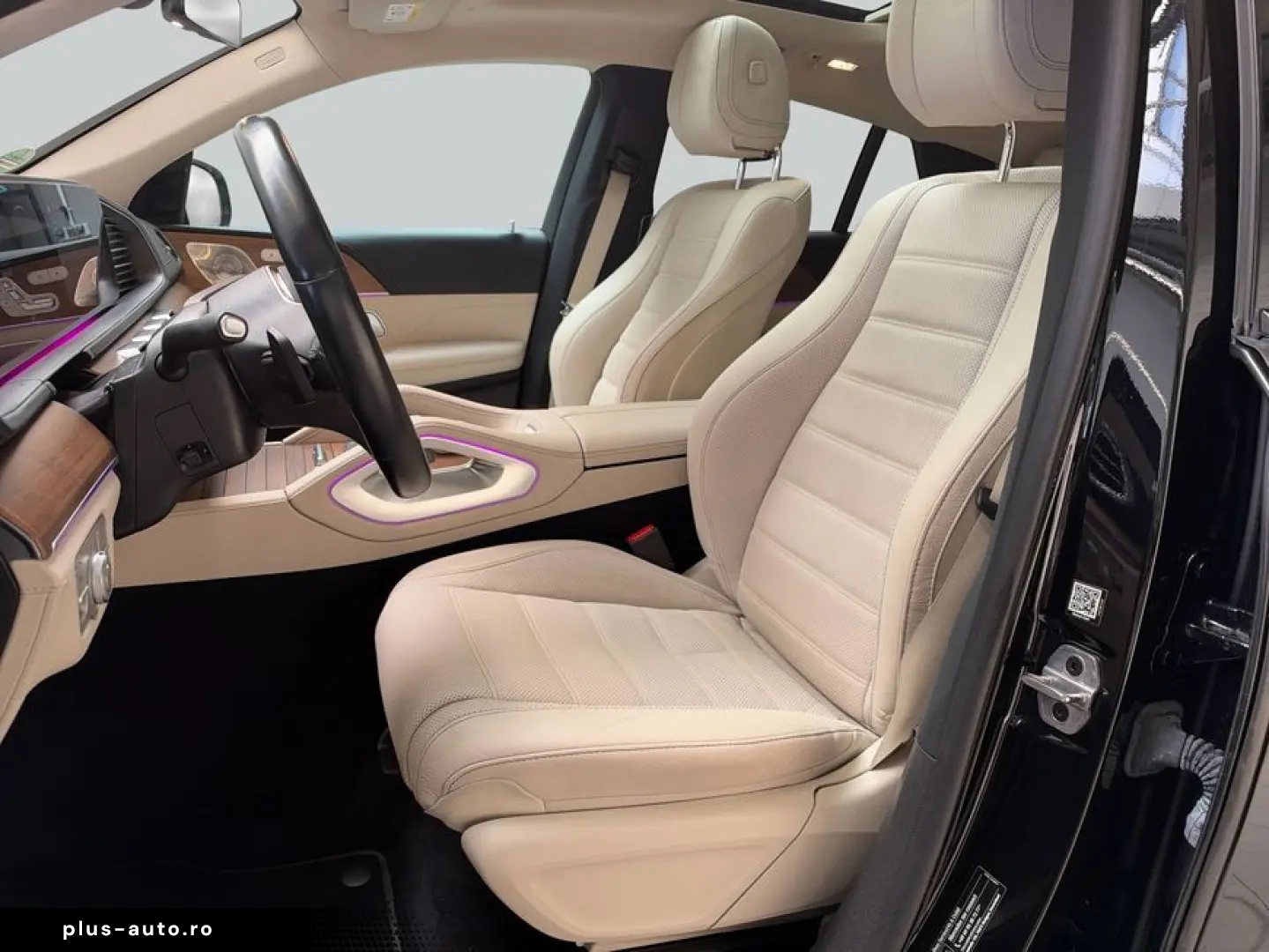 MERCEDES-BENZ GLE 350 e Coupe 4M AMG Night  Leder Beige