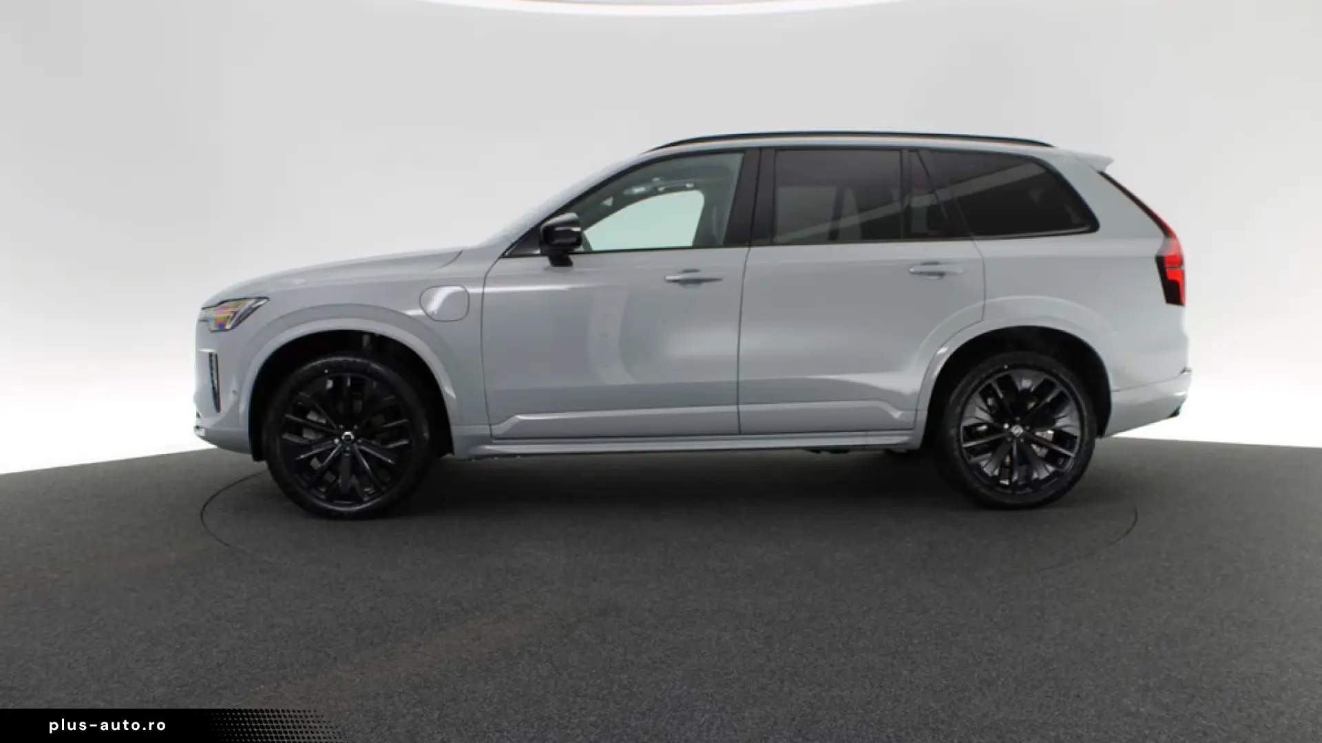 Volvo XC90 T8 Plus Black Edition Recharge Plug-IN