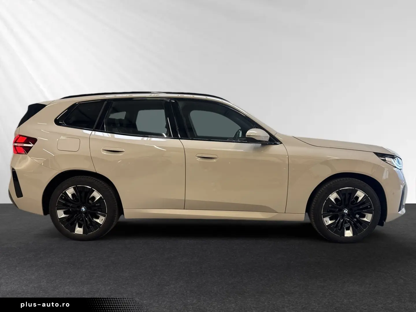 BMW X3 30e xDrive  Dune Grey  M Sport AHK DA