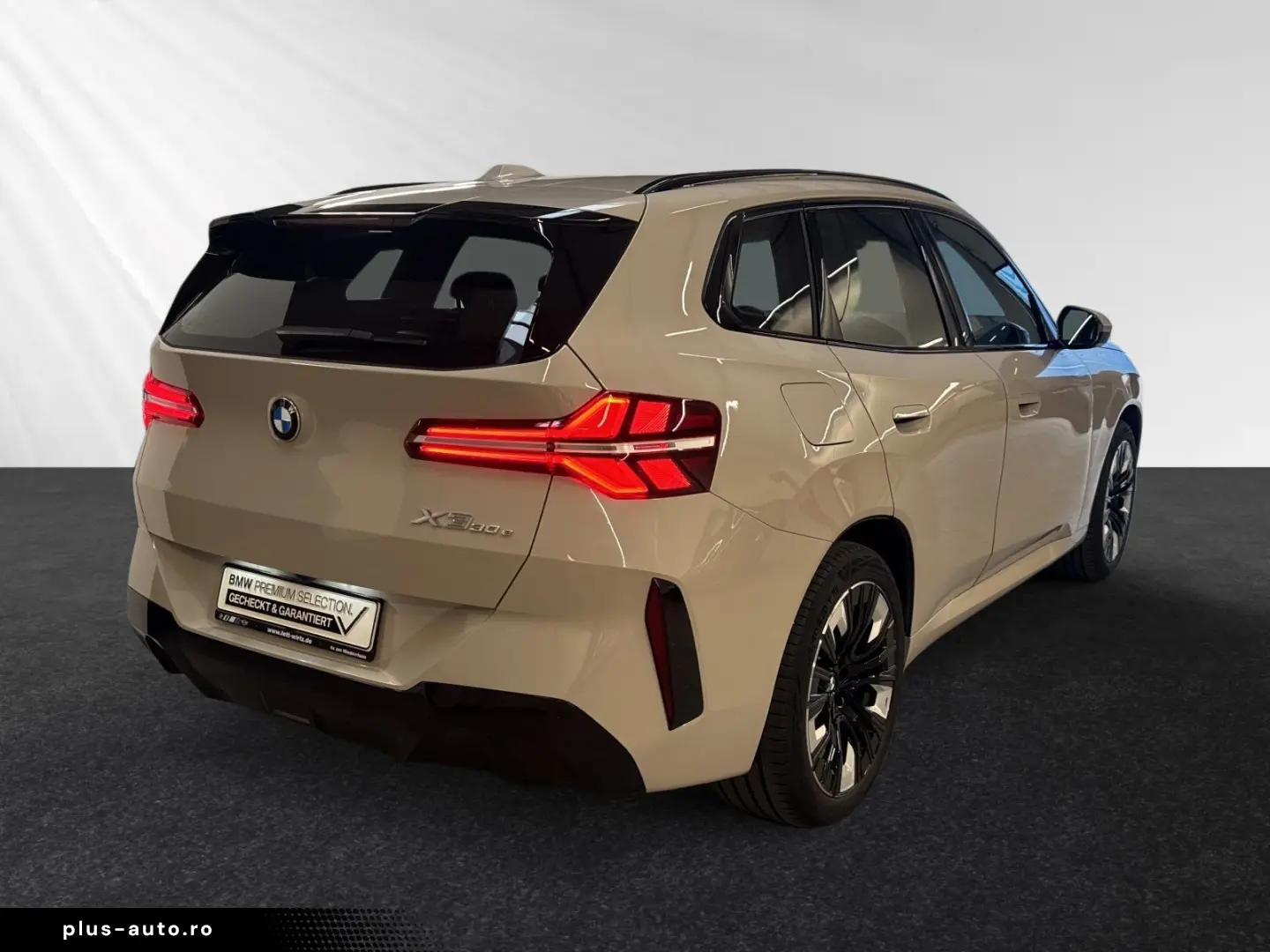 BMW X3 30e xDrive  Dune Grey  M Sport AHK DA