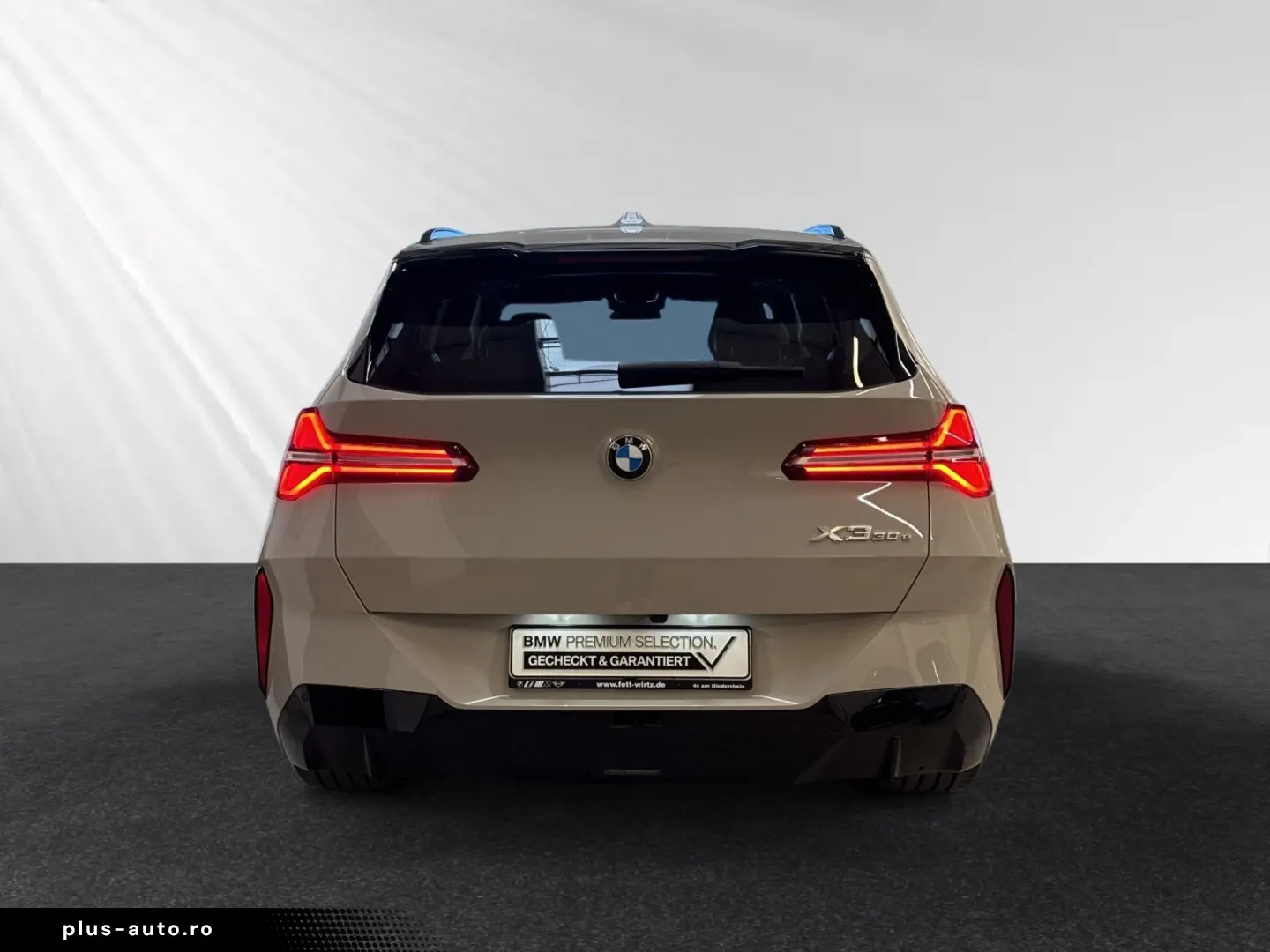 BMW X3 30e xDrive  Dune Grey  M Sport AHK DA