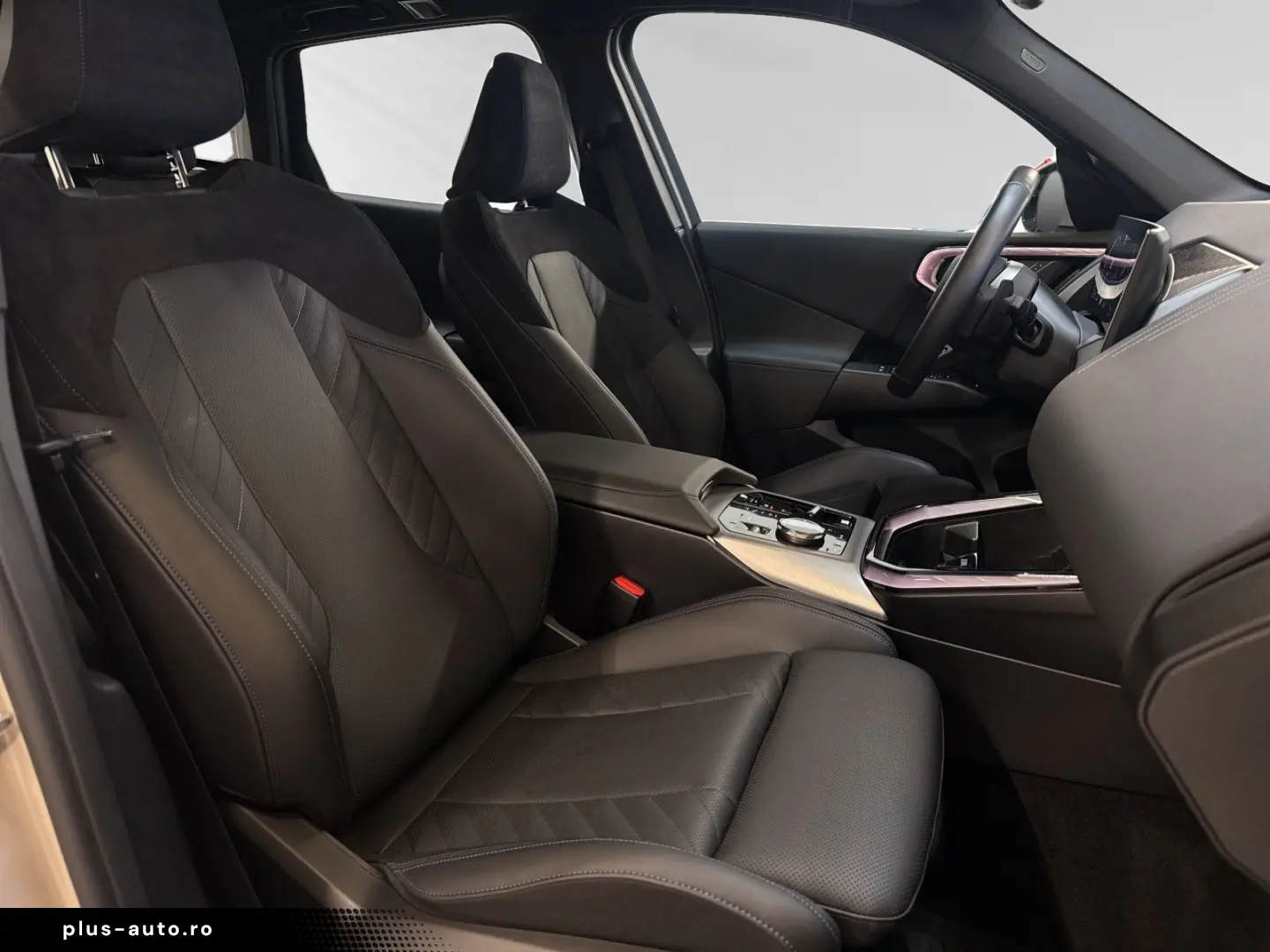 BMW X3 30e xDrive  Dune Grey  M Sport AHK DA
