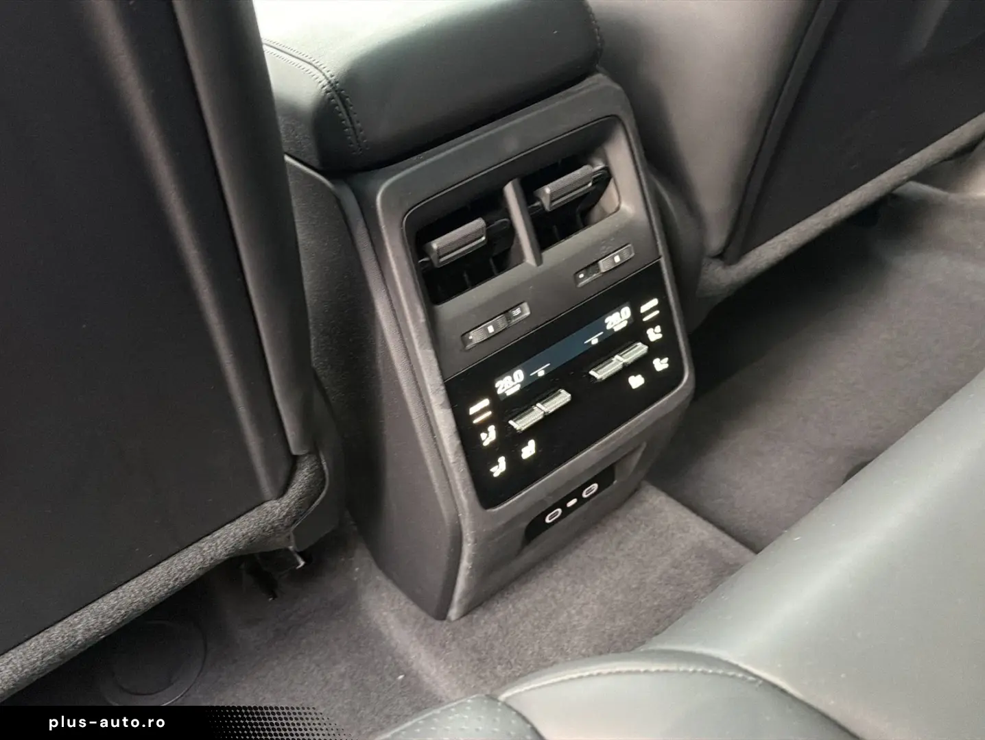 PORSCHE Macan Basis Panoramadach Matrix PASM 14-Wege