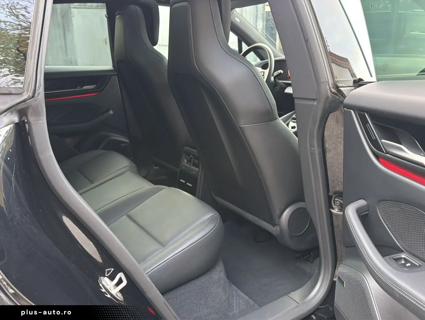 PORSCHE Macan Basis Panoramadach Matrix PASM 14-Wege
