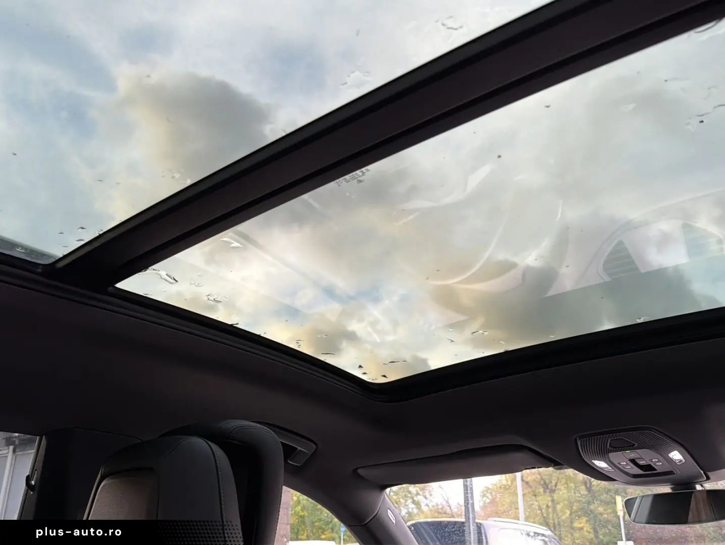 PORSCHE Macan Basis Panoramadach Matrix PASM 14-Wege