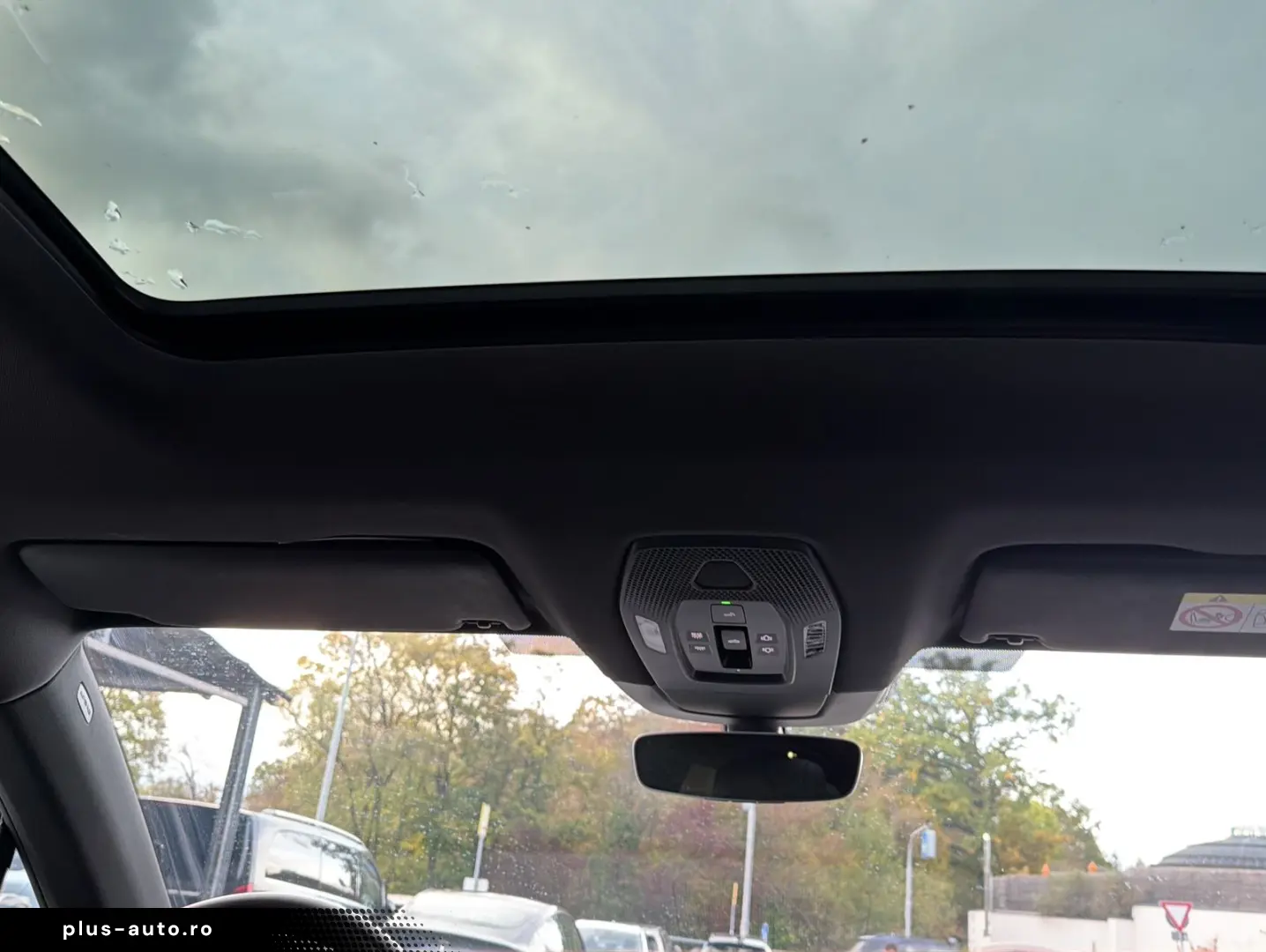 PORSCHE Macan Basis Panoramadach Matrix PASM 14-Wege