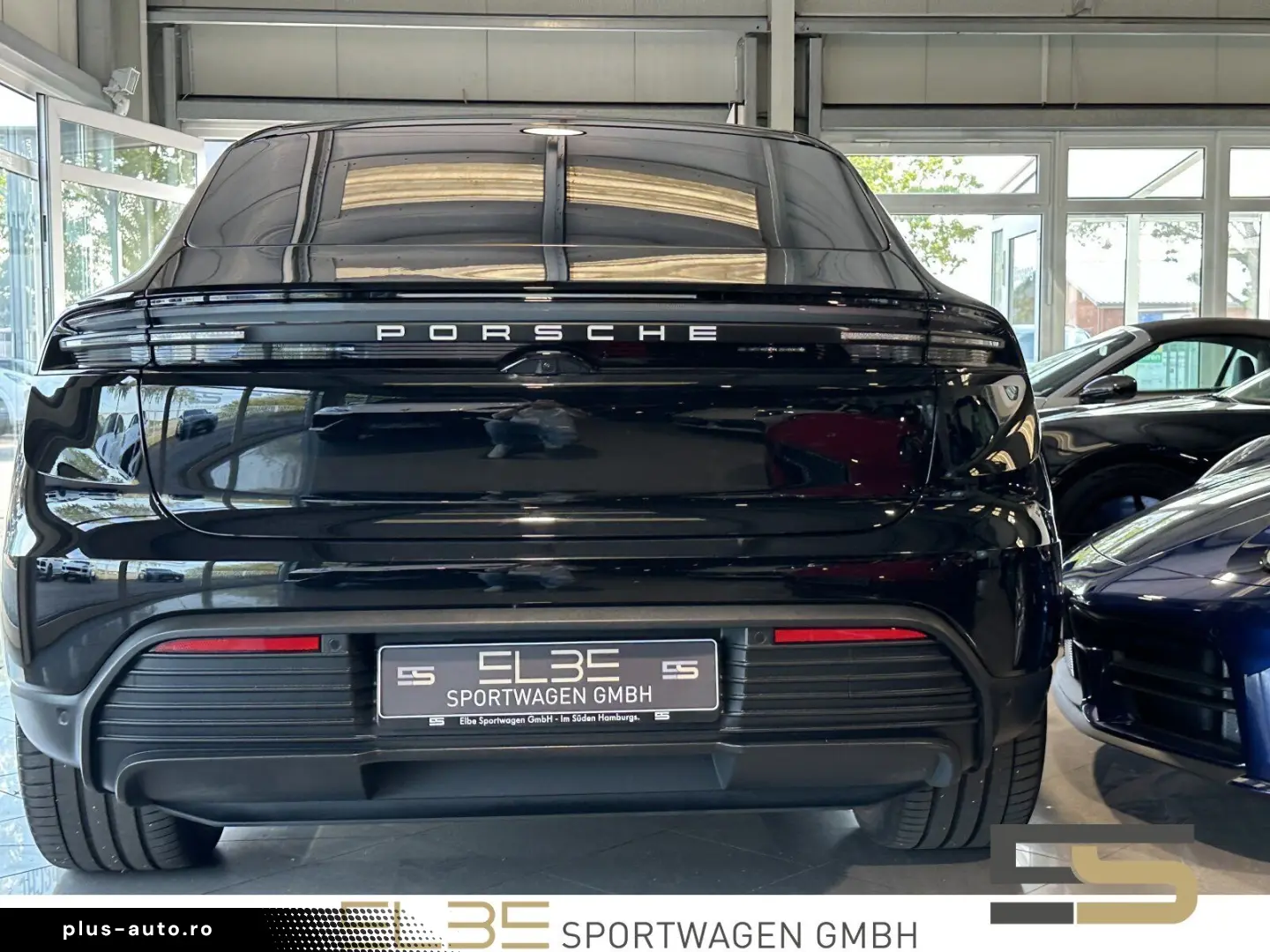 PORSCHE Macan Electric PANO LUFT ACC 21  SPORT-CHRONOLED