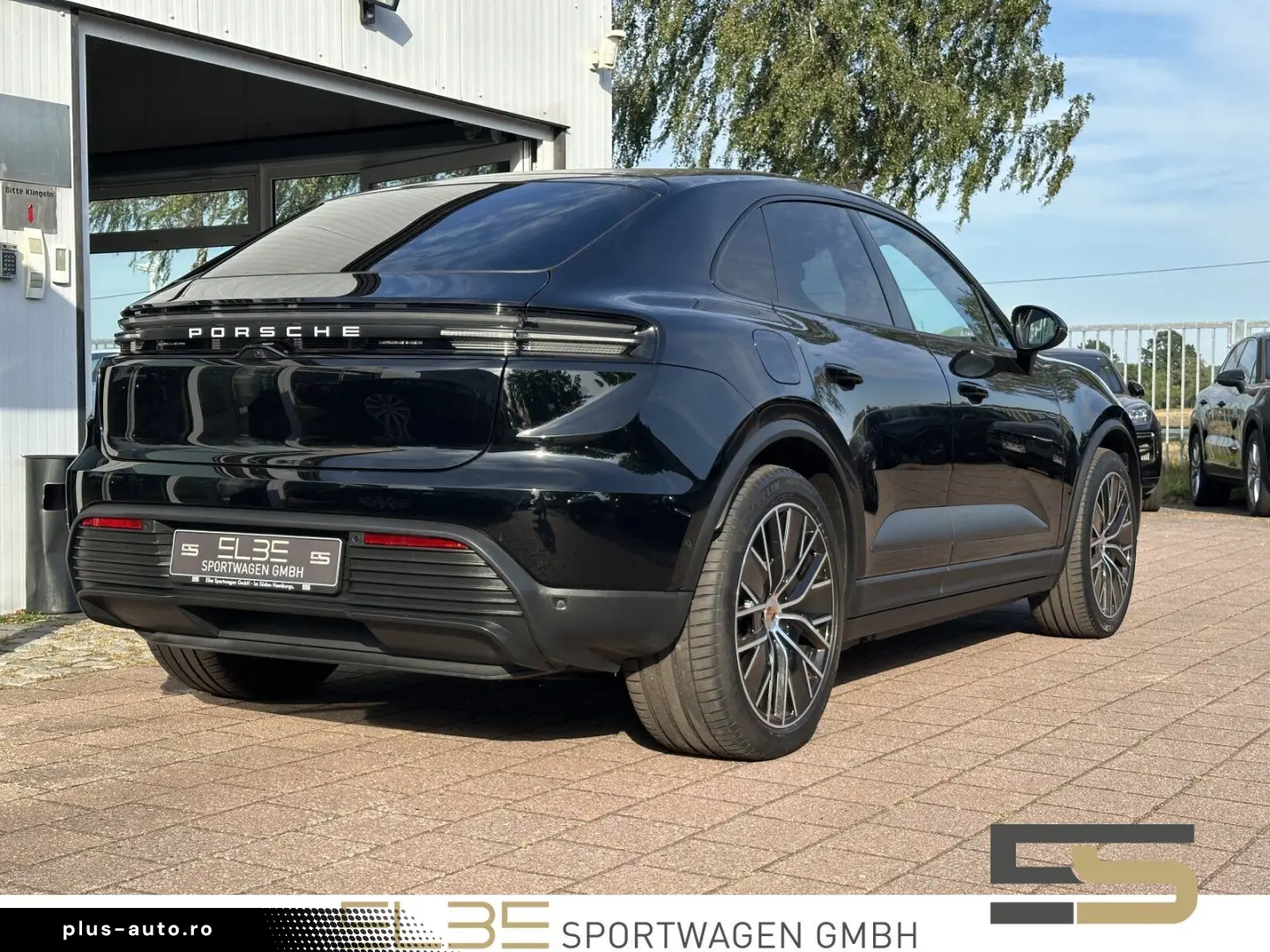 PORSCHE Macan Electric PANO LUFT ACC 21  SPORT-CHRONOLED