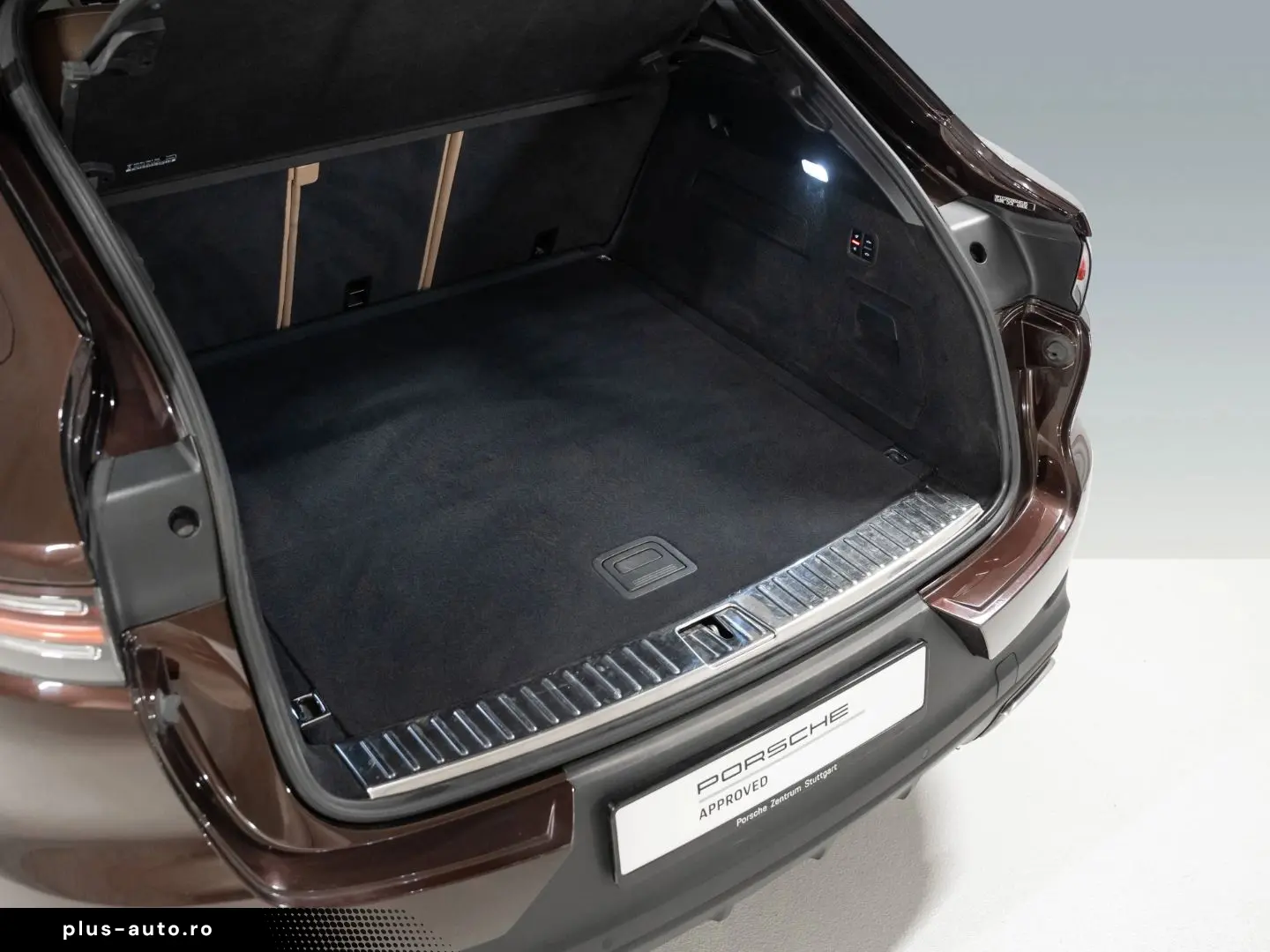 PORSCHE Cayenne E-Hybrid Coupe BOSE PASM Surround View