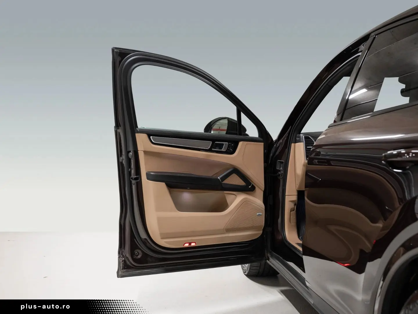 PORSCHE Cayenne E-Hybrid Coupe BOSE PASM Surround View