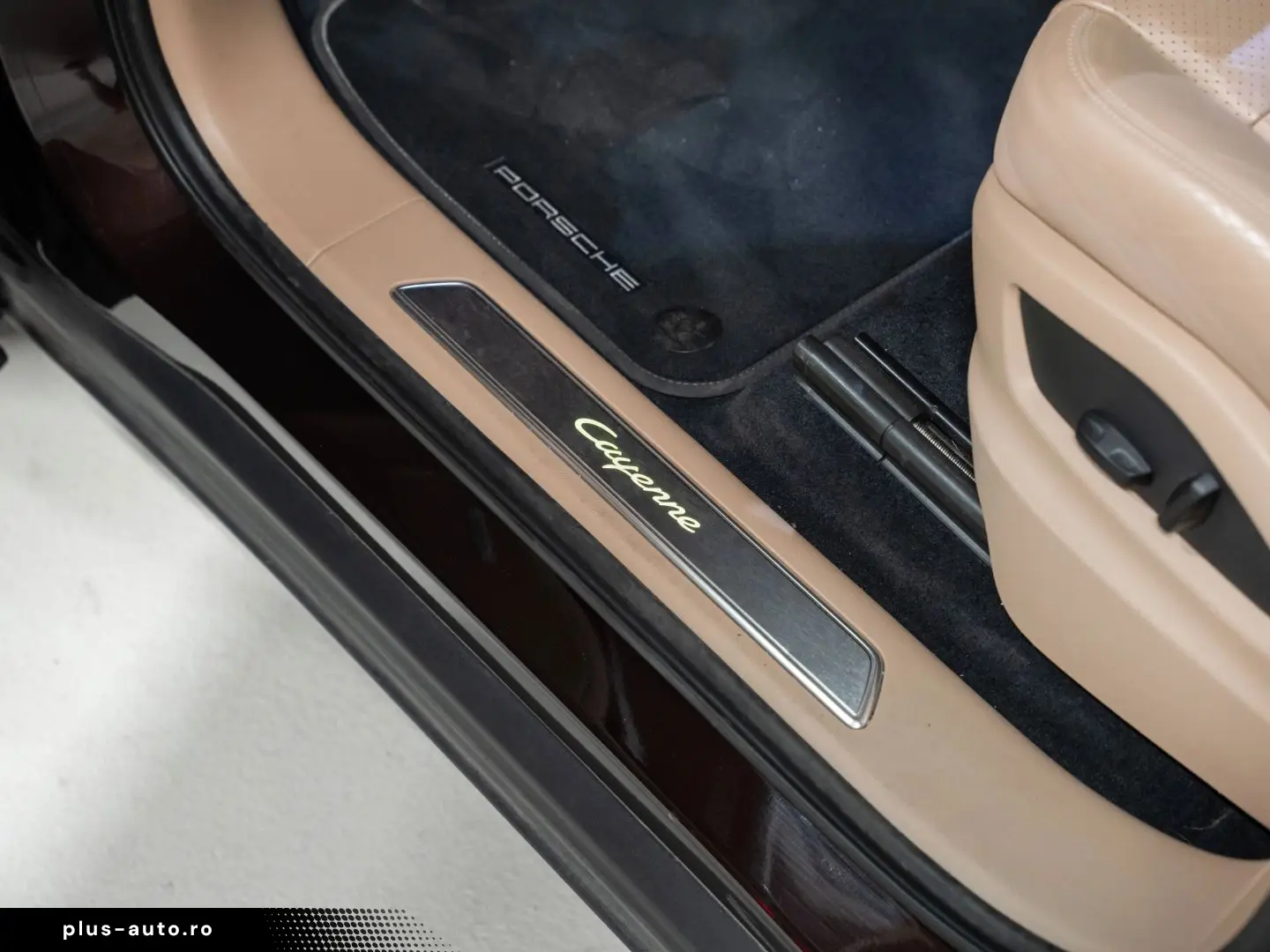 PORSCHE Cayenne E-Hybrid Coupe BOSE PASM Surround View