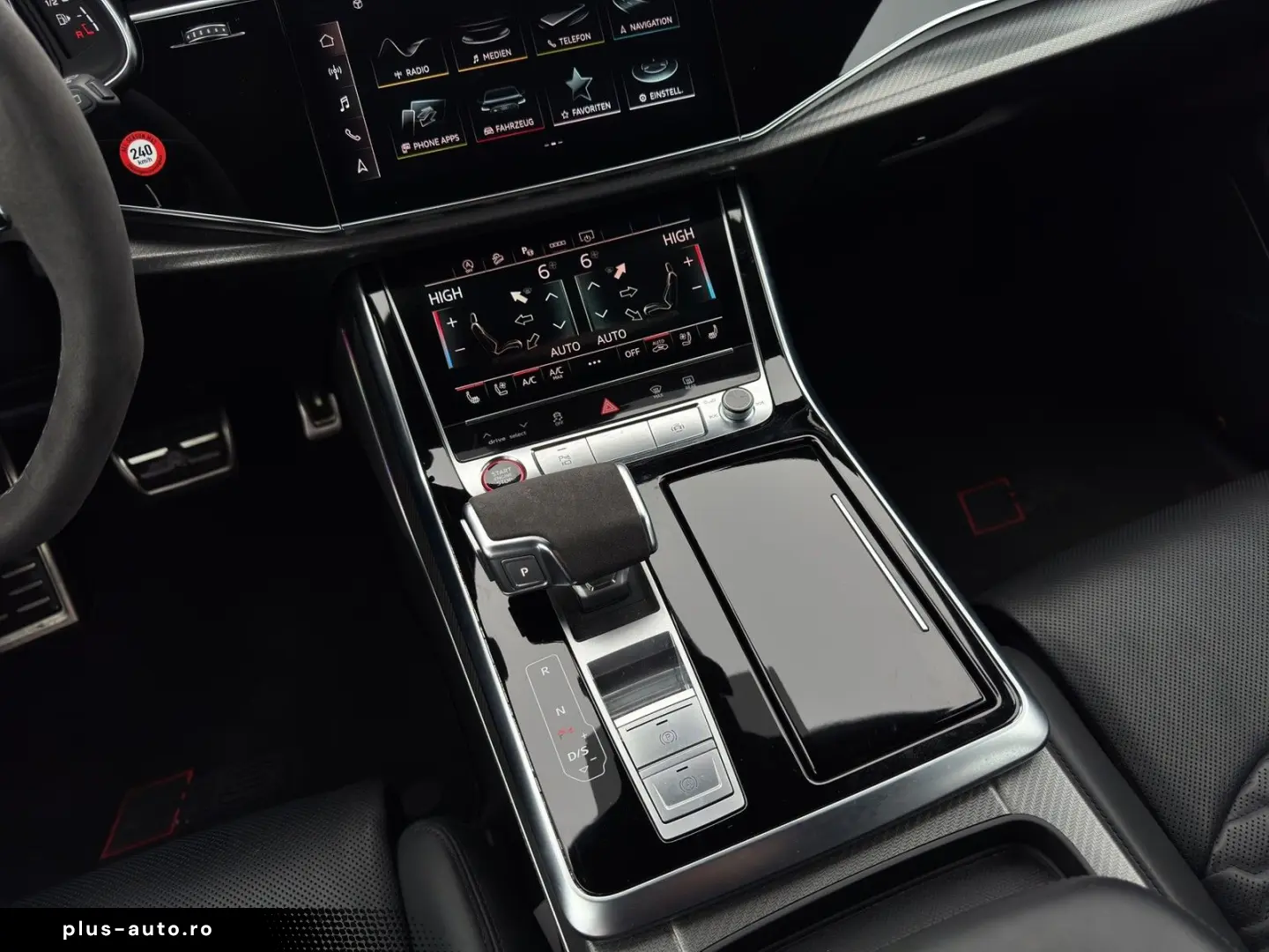 AUDI RS Q8 4.0 TFSI QUATTRO AHK MATRIX OPTIKPAKET