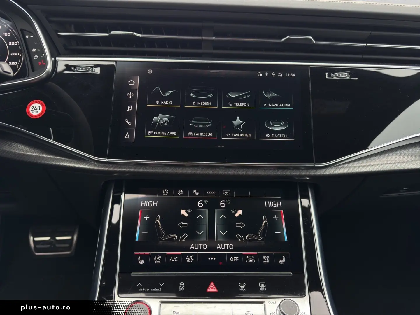 AUDI RS Q8 4.0 TFSI QUATTRO AHK MATRIX OPTIKPAKET