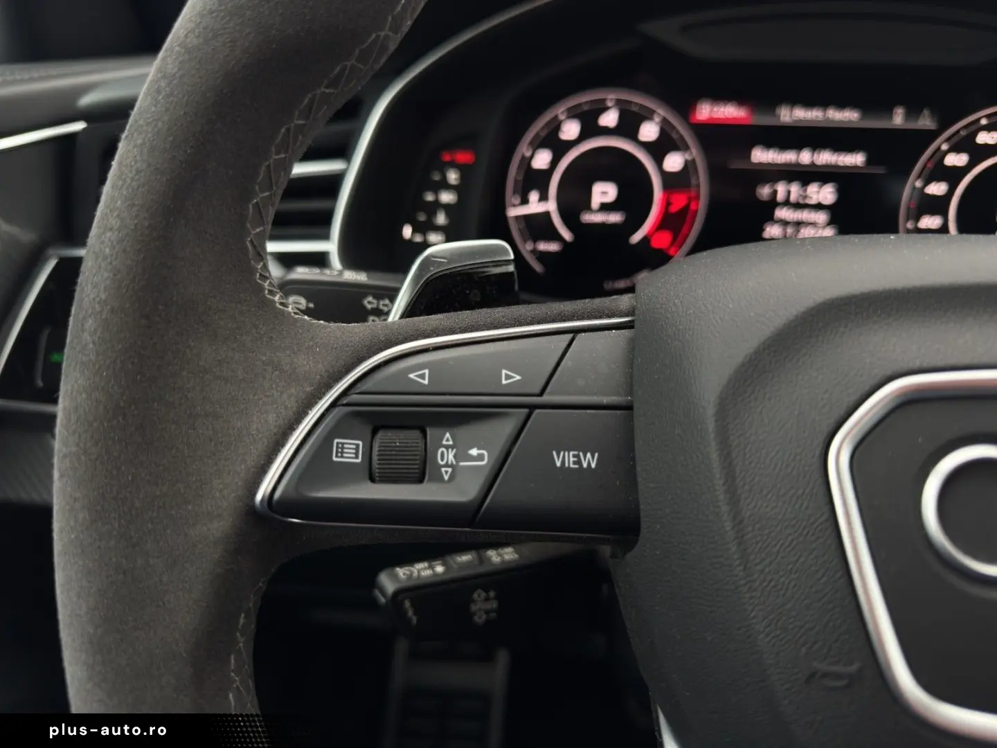 AUDI RS Q8 4.0 TFSI QUATTRO AHK MATRIX OPTIKPAKET