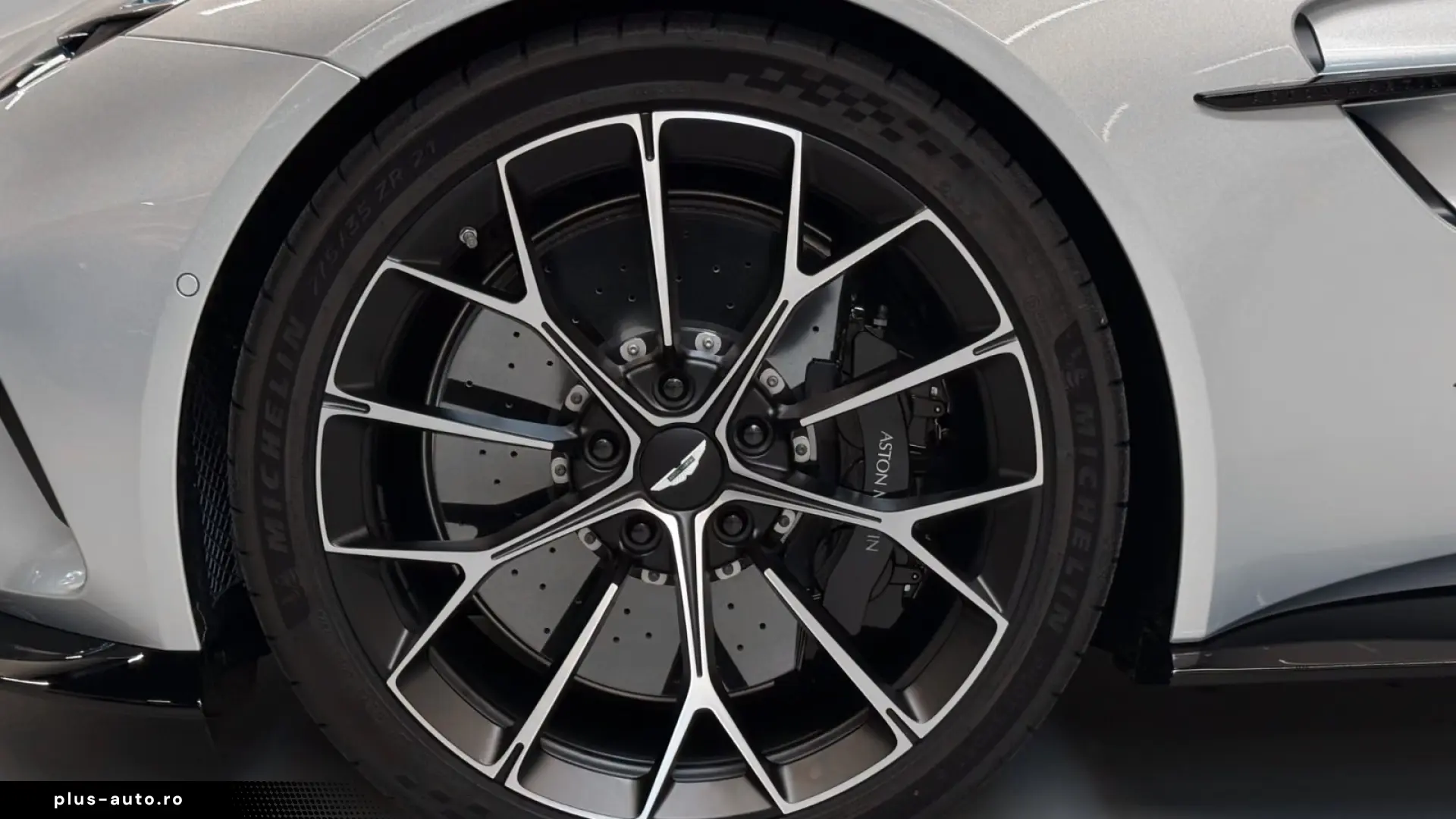 Aston Martin V8 Vantage NEW Vantage S