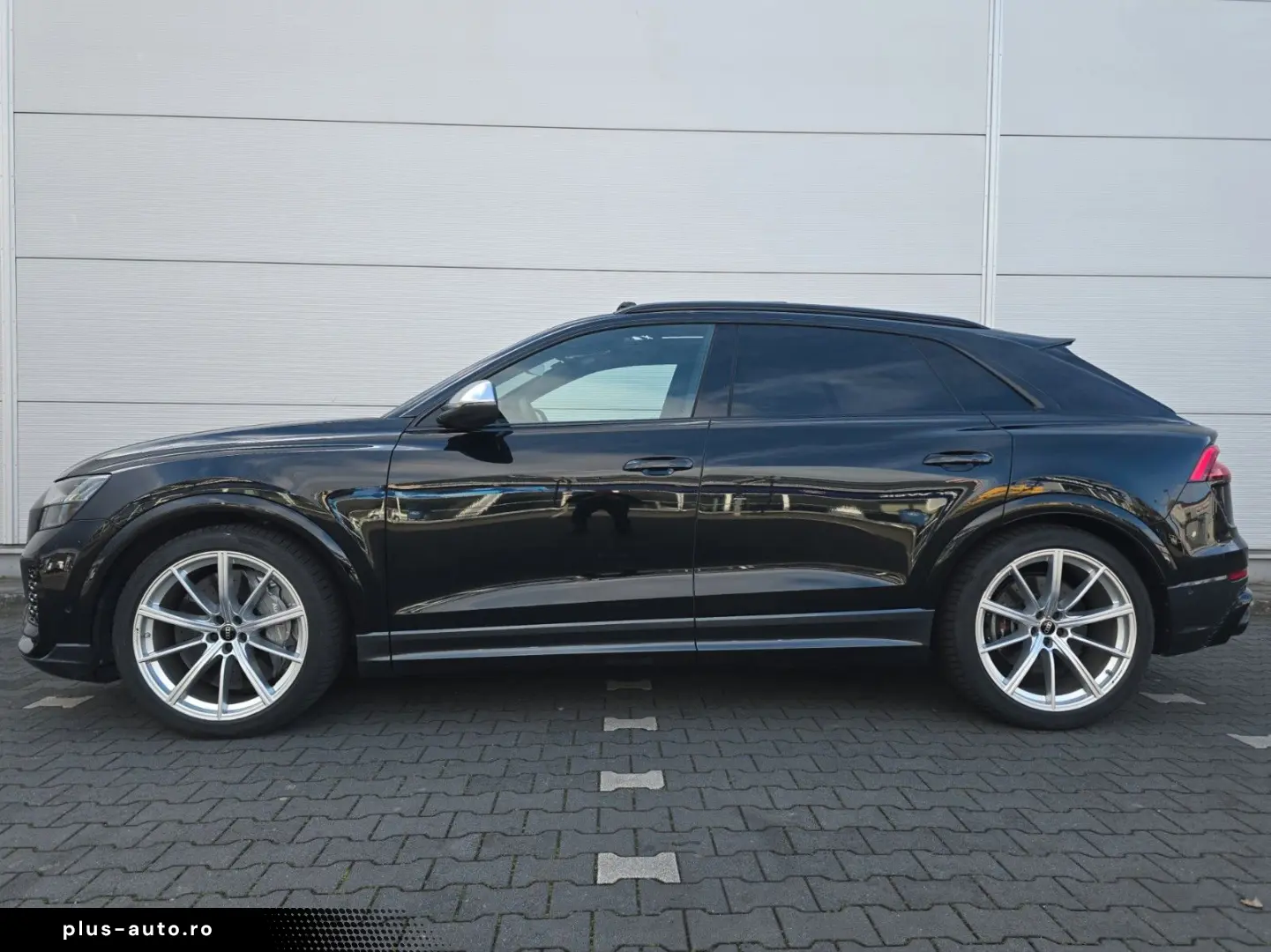AUDI RSQ8 (Massage Ceramic 360 Kamera)