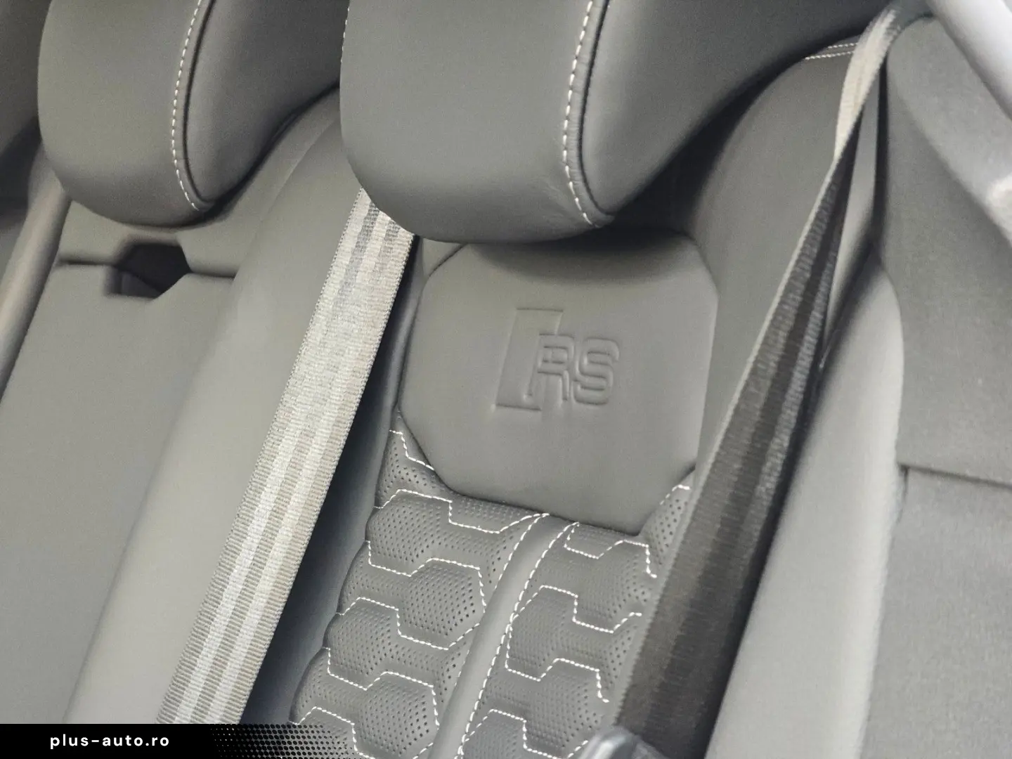 AUDI RSQ8 (Massage Ceramic 360 Kamera)