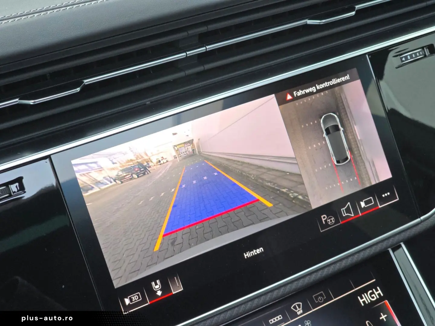AUDI RSQ8 (Massage Ceramic 360 Kamera)