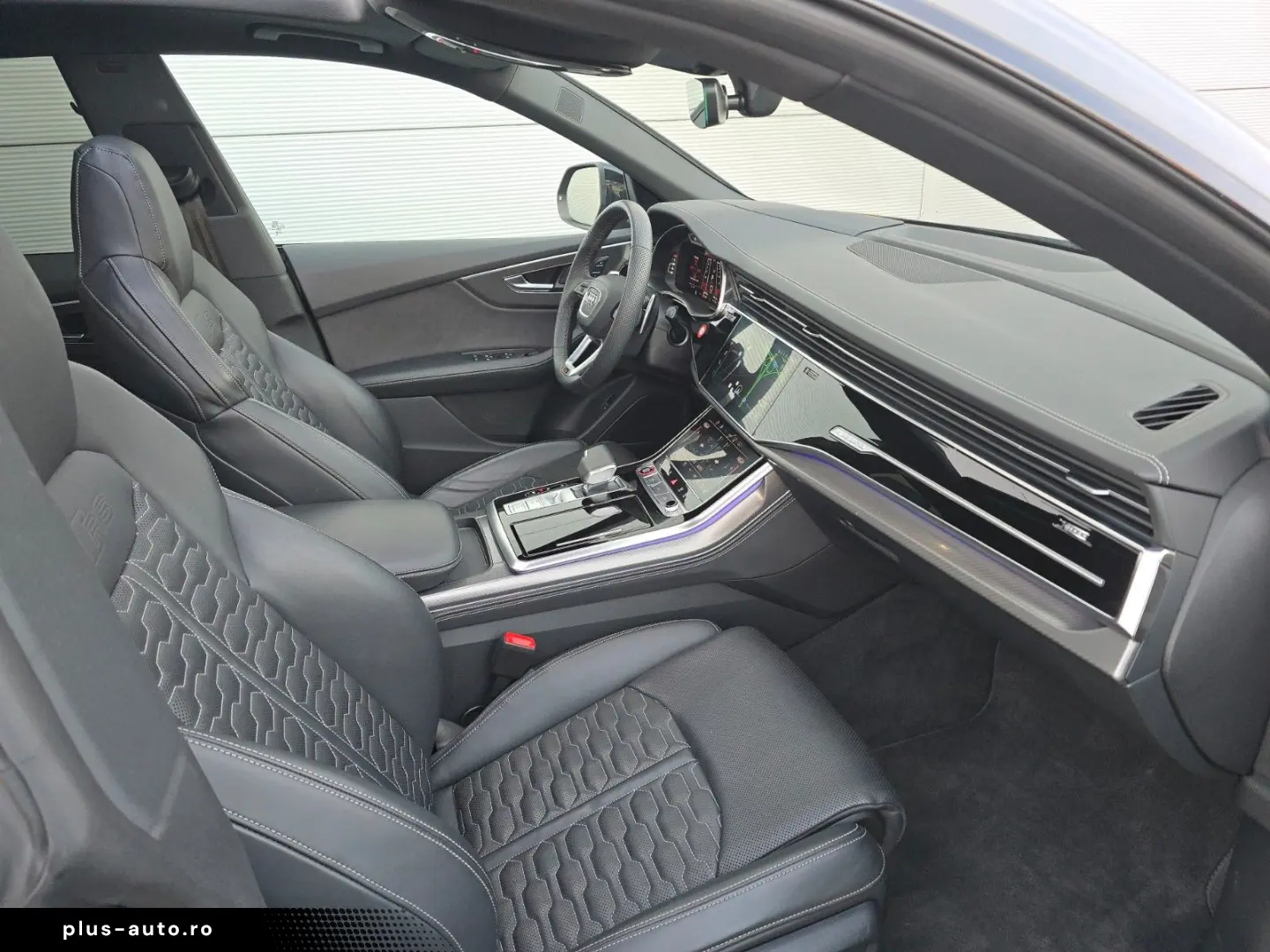 AUDI RSQ8 (Massage Ceramic 360 Kamera)