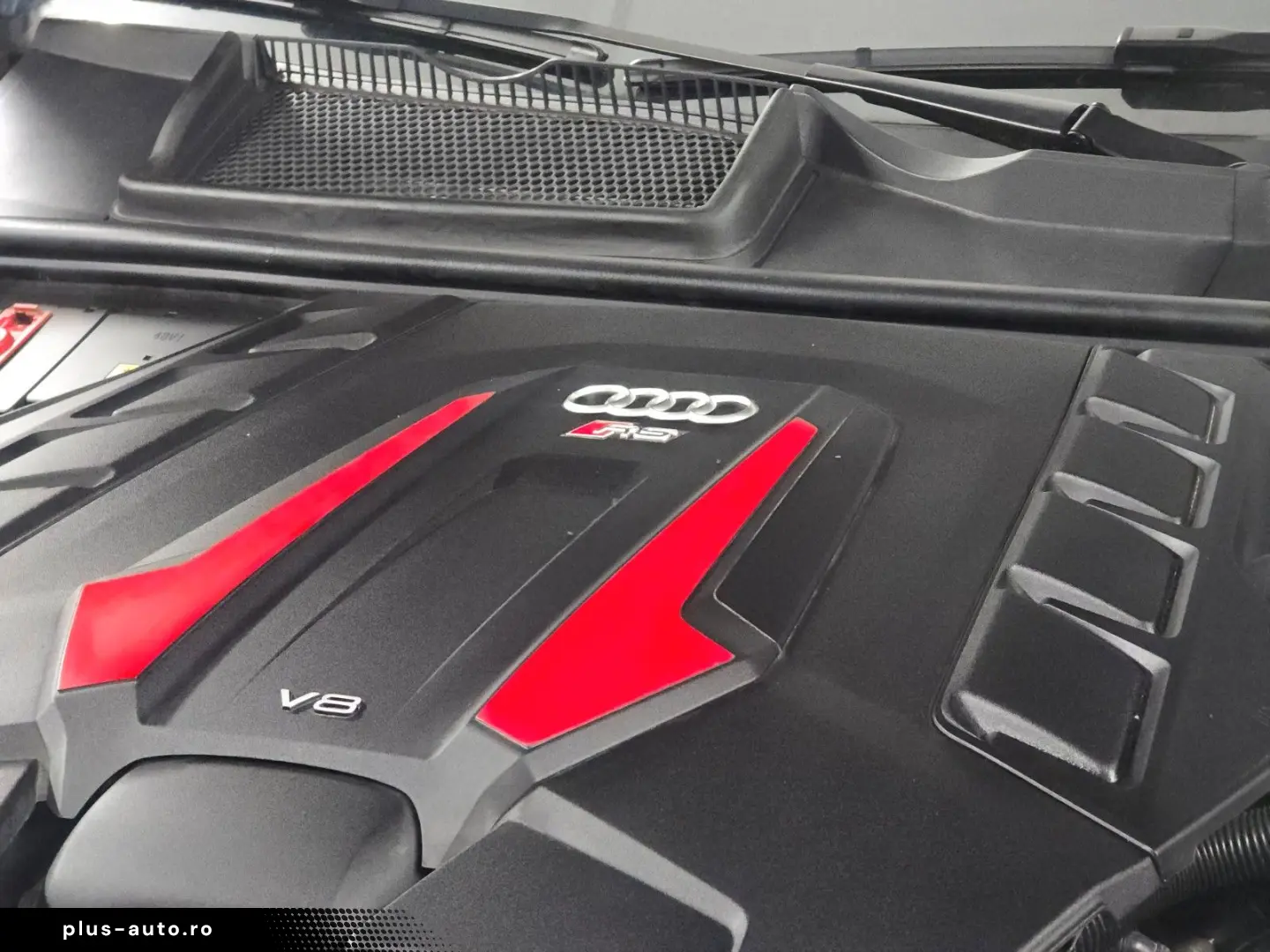 AUDI RSQ8 (Massage Ceramic 360 Kamera)