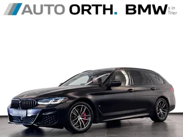 BMW 520d xDrive Touring M-SPORT-PRO PANO