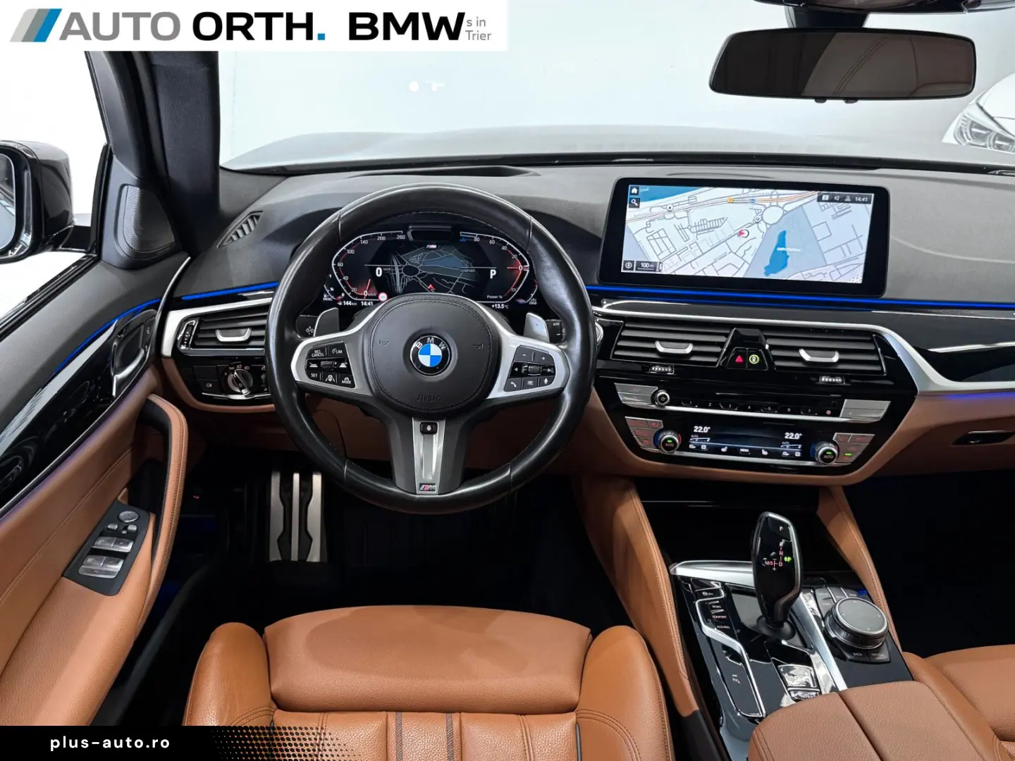 BMW 520d xDrive Touring M-SPORT-PRO PANO