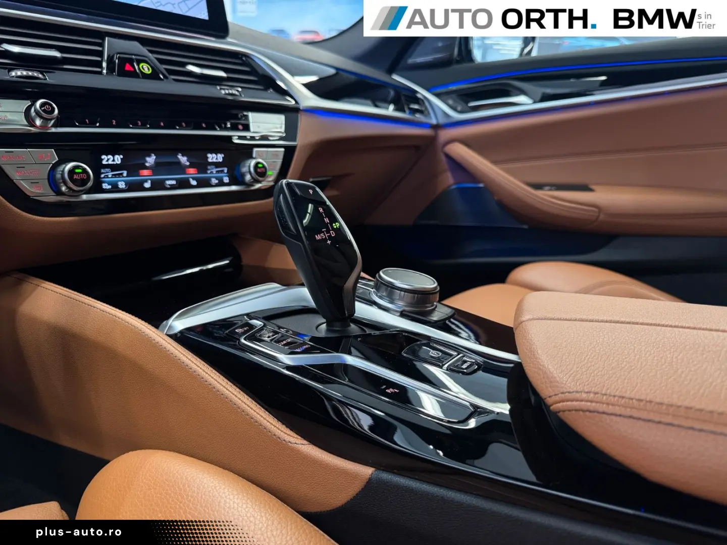 BMW 520d xDrive Touring M-SPORT-PRO PANO