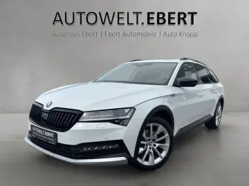 SKODA Superb Combi 2.0 TDI Scout Final Edt. AHK PANO