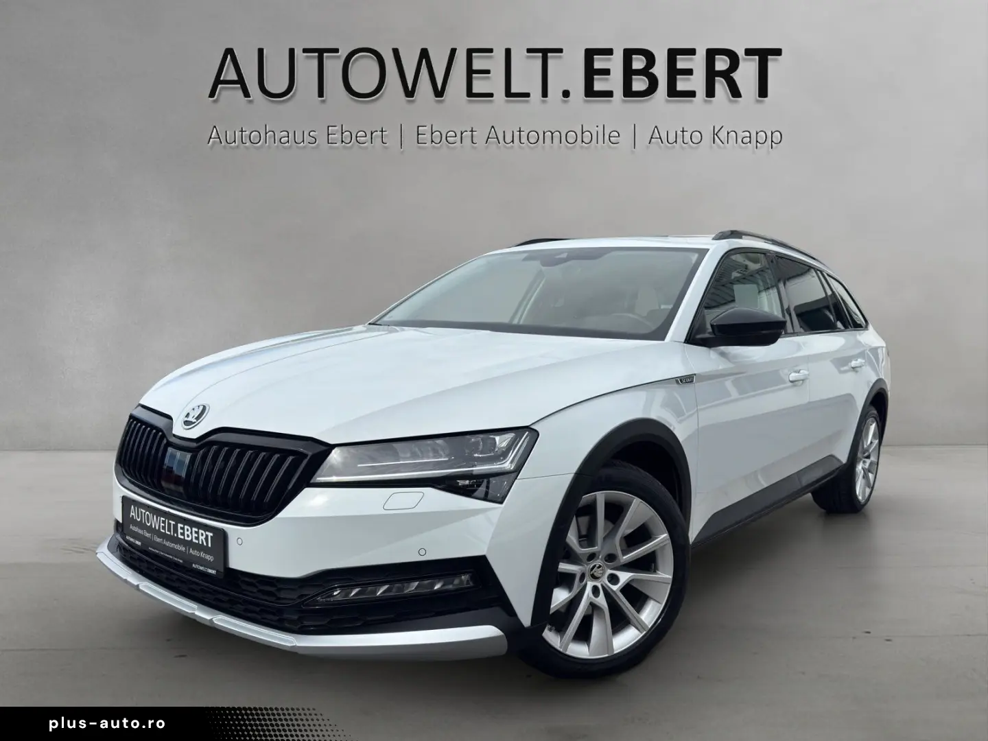 SKODA Superb Combi 2.0 TDI Scout Final Edt. AHK PANO
