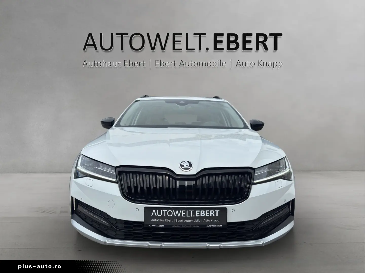 SKODA Superb Combi 2.0 TDI Scout Final Edt. AHK PANO