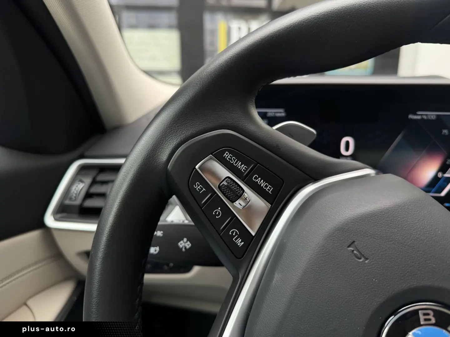 BMW 320i HuD PDC CarPlay . DAB Sportsitze 18  LMR