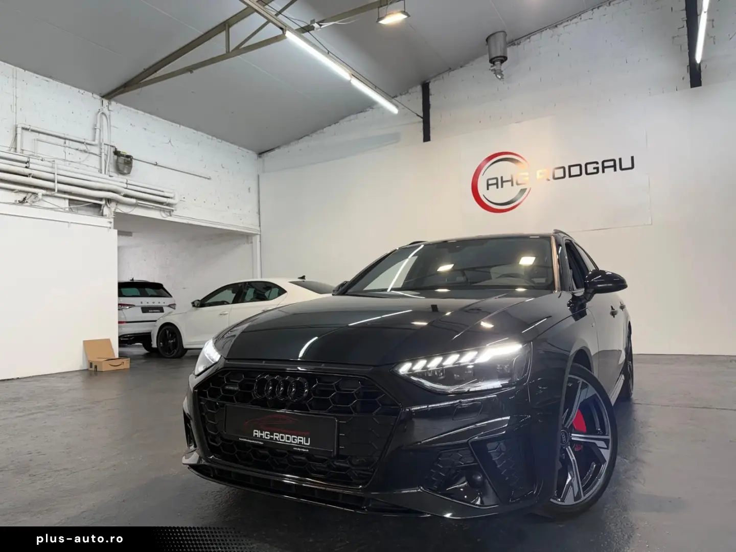 AUDI A4 Avant 40 TFSI qu. 3x S line  MATRIX