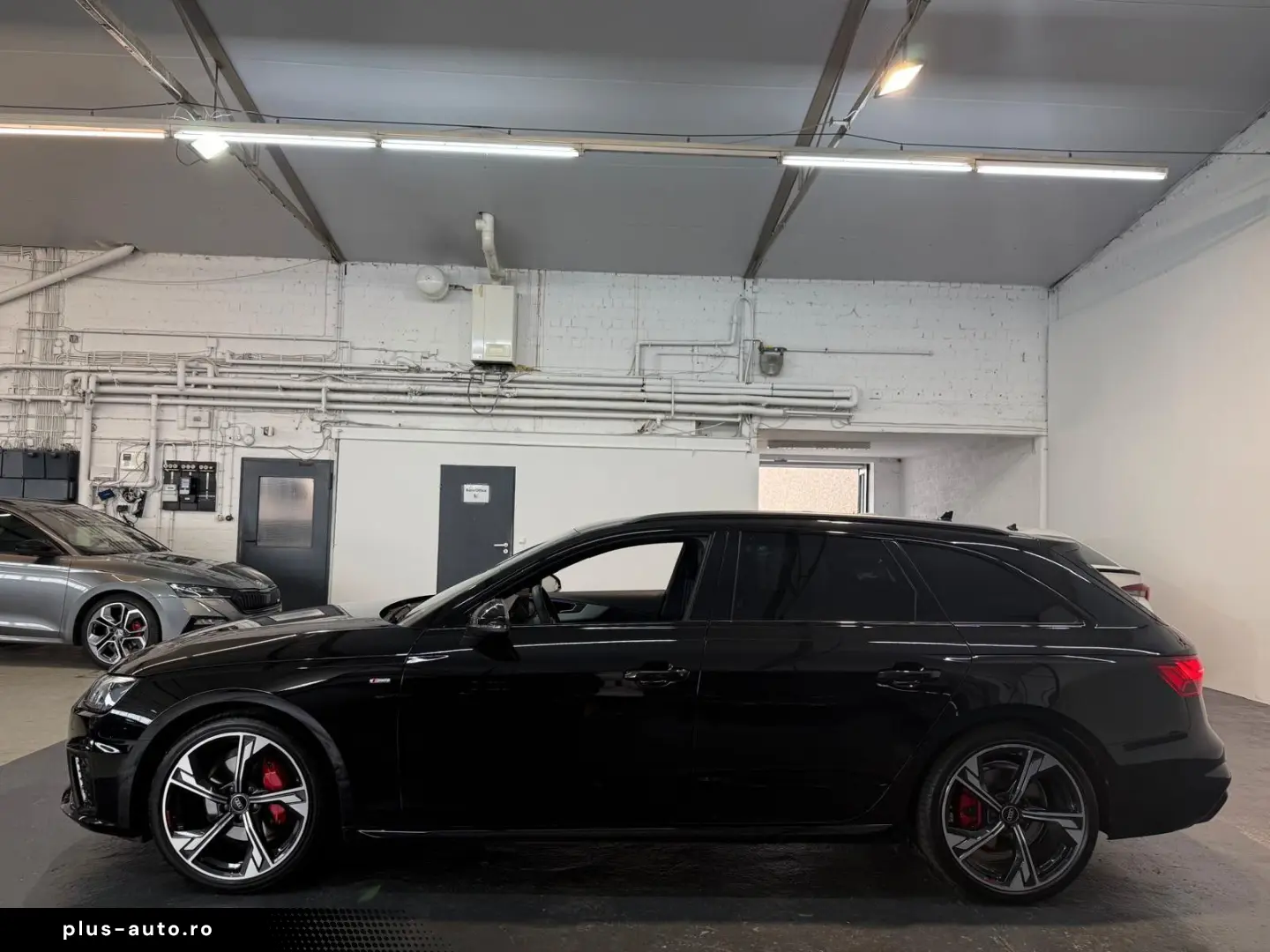 AUDI A4 Avant 40 TFSI qu. 3x S line  MATRIX
